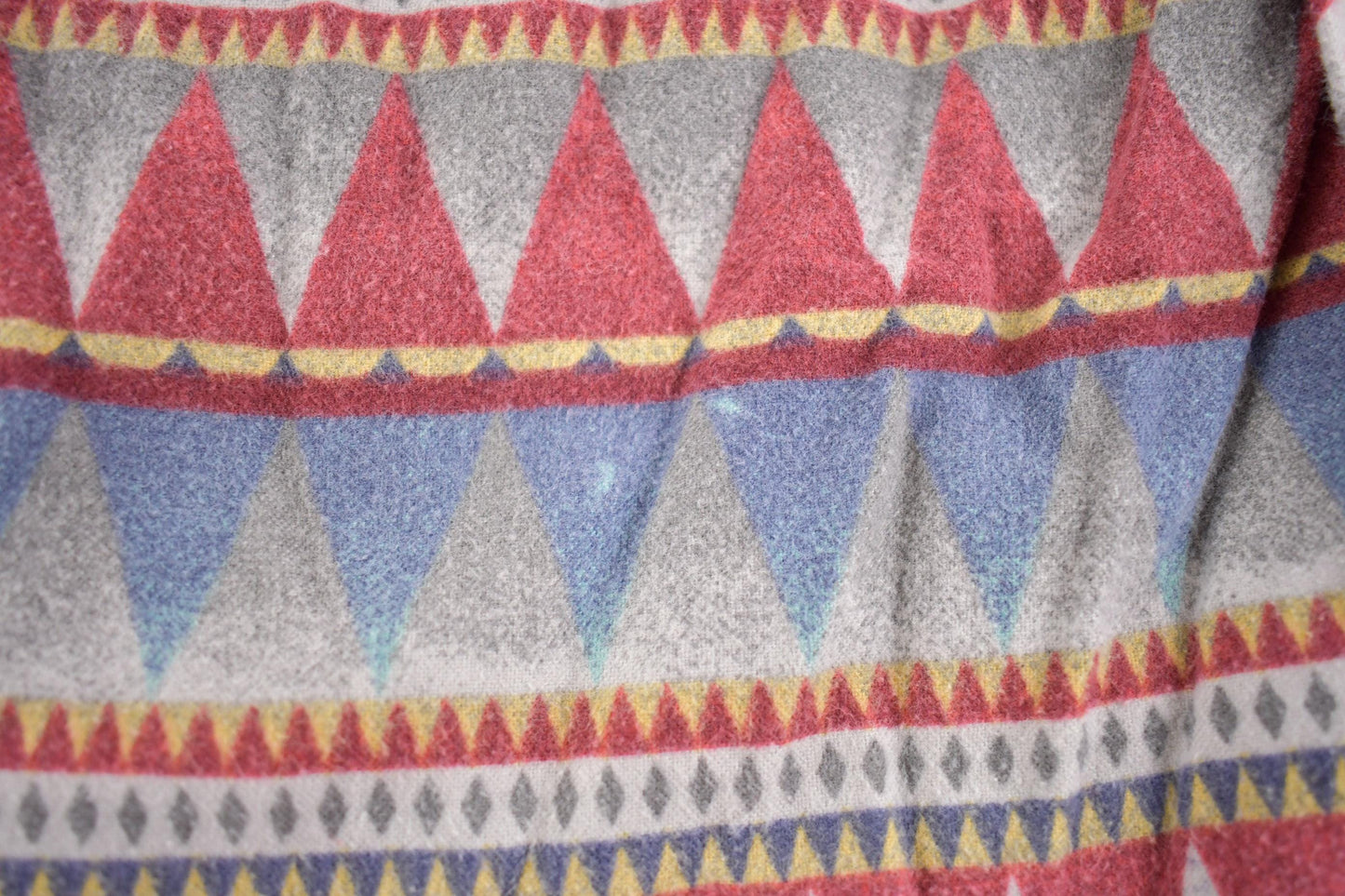 Vintage 1980s Ely Cattleman South Western Style Button Up Rodeo Aztec Shirt Men's Large from propervintagecanada