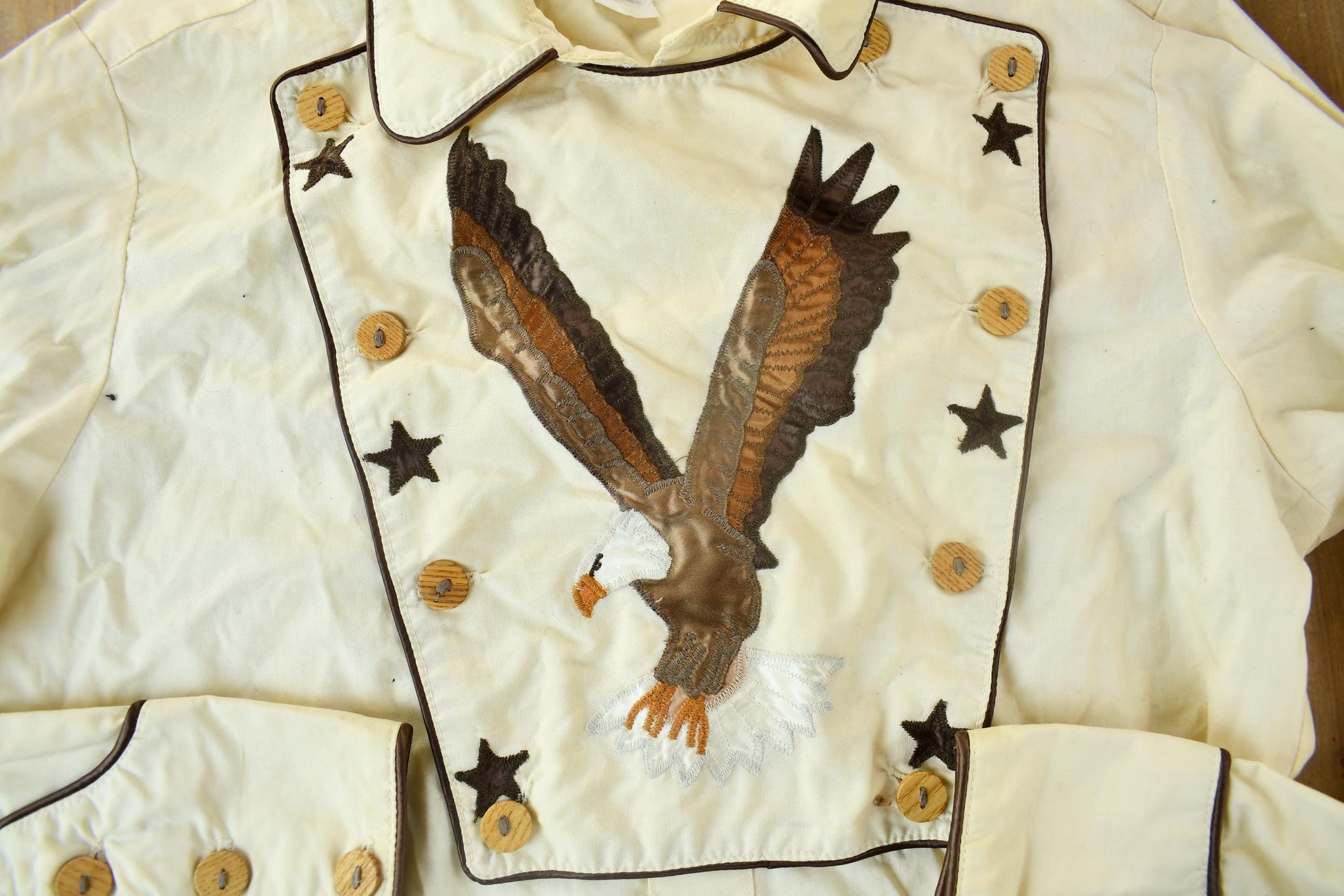 Vintage 1980s Embroidered Eagle Western Style Bib Front Button Up Shirt Men's Large from propervintagecanada