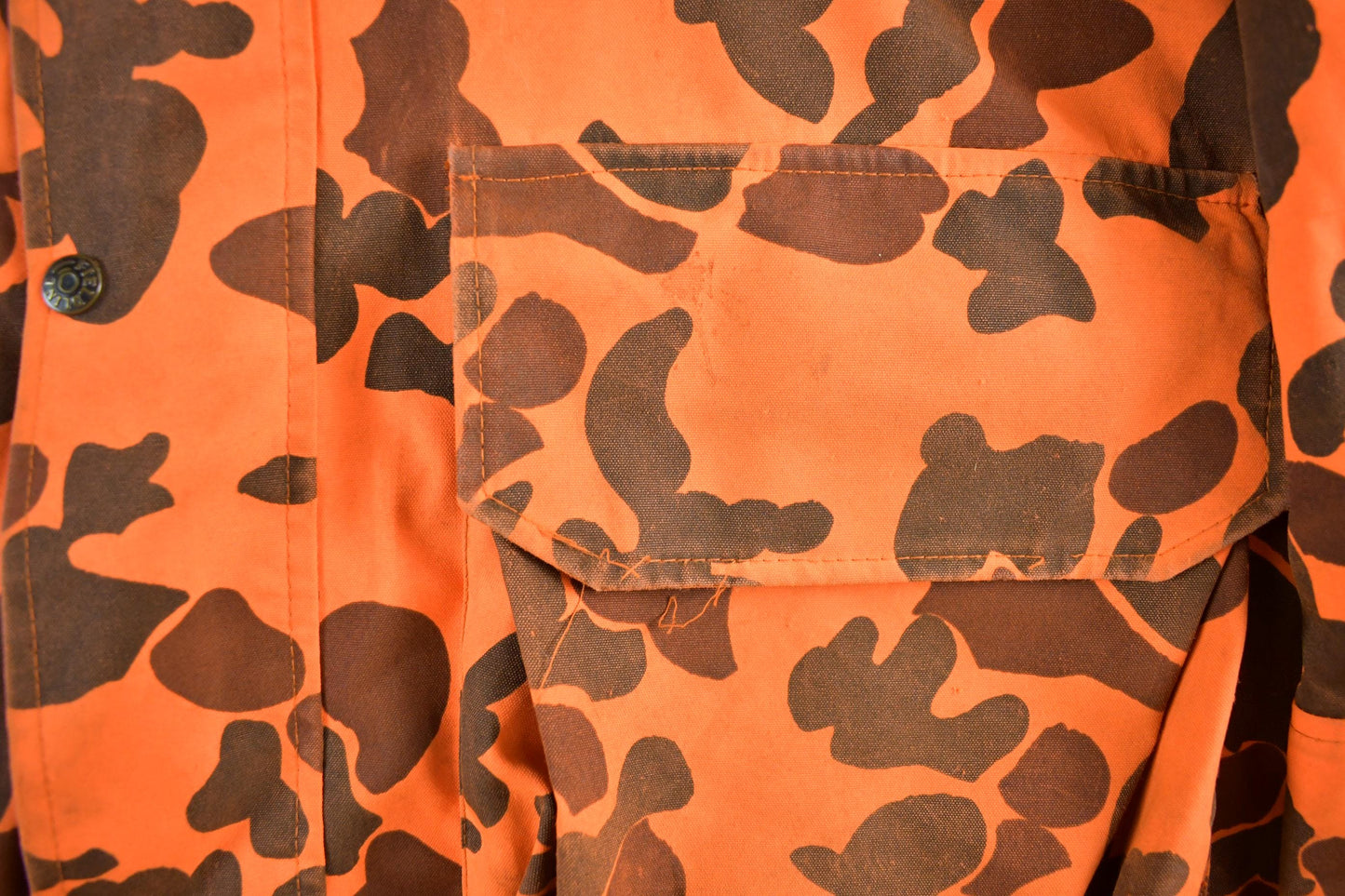 Vintage 1980s Fieldline Goretex Orange Camo Parka Jacket Men's XL from propervintagecanada