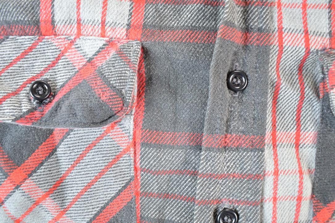 Vintage 1980s Five Brother Plaid Flannel Button Up Shirt Mens XL from propervintagecanada