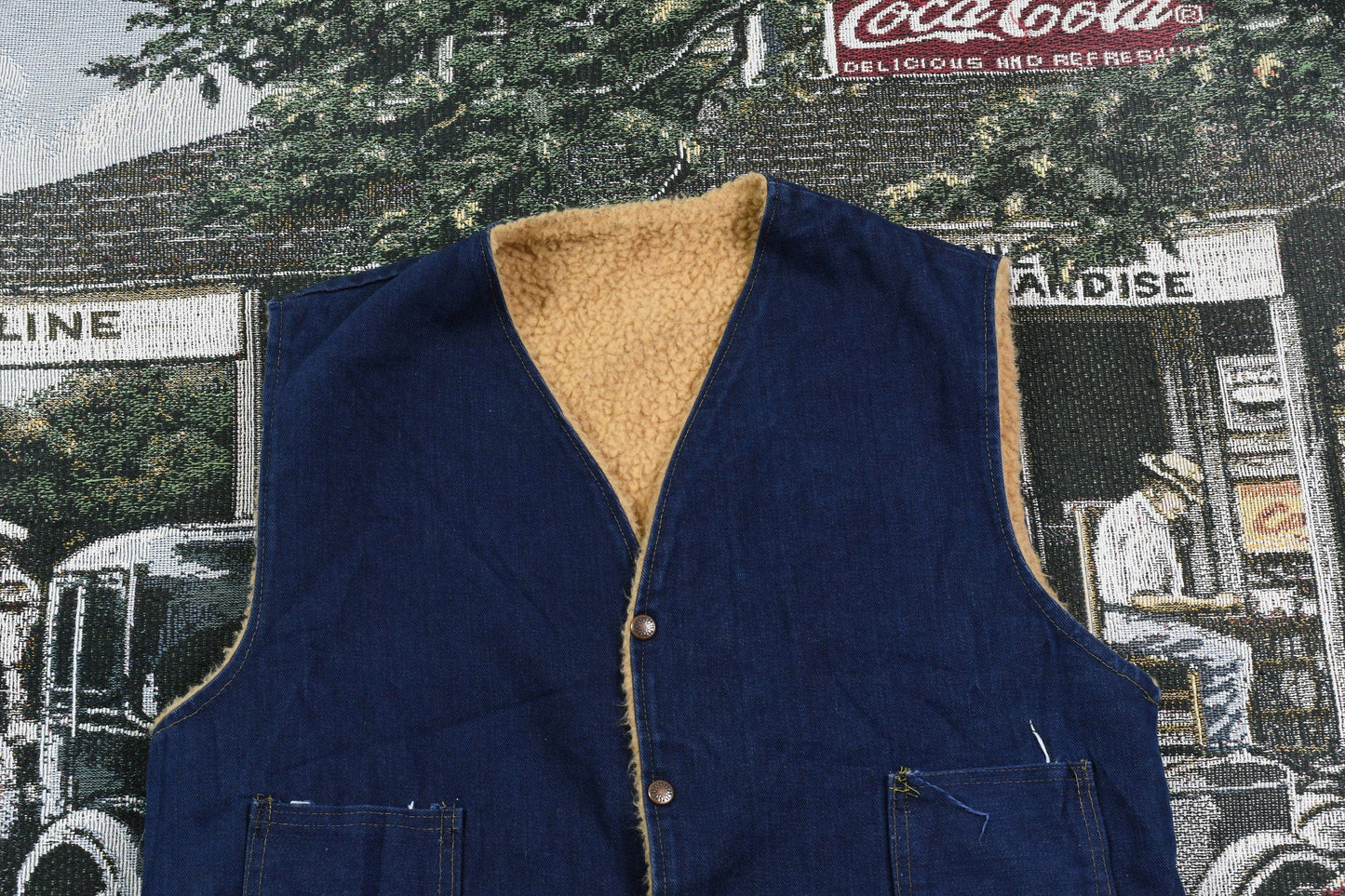 Vintage 1980s Fleece Lined Denim Button Up Vest Men's M from propervintagecanada
