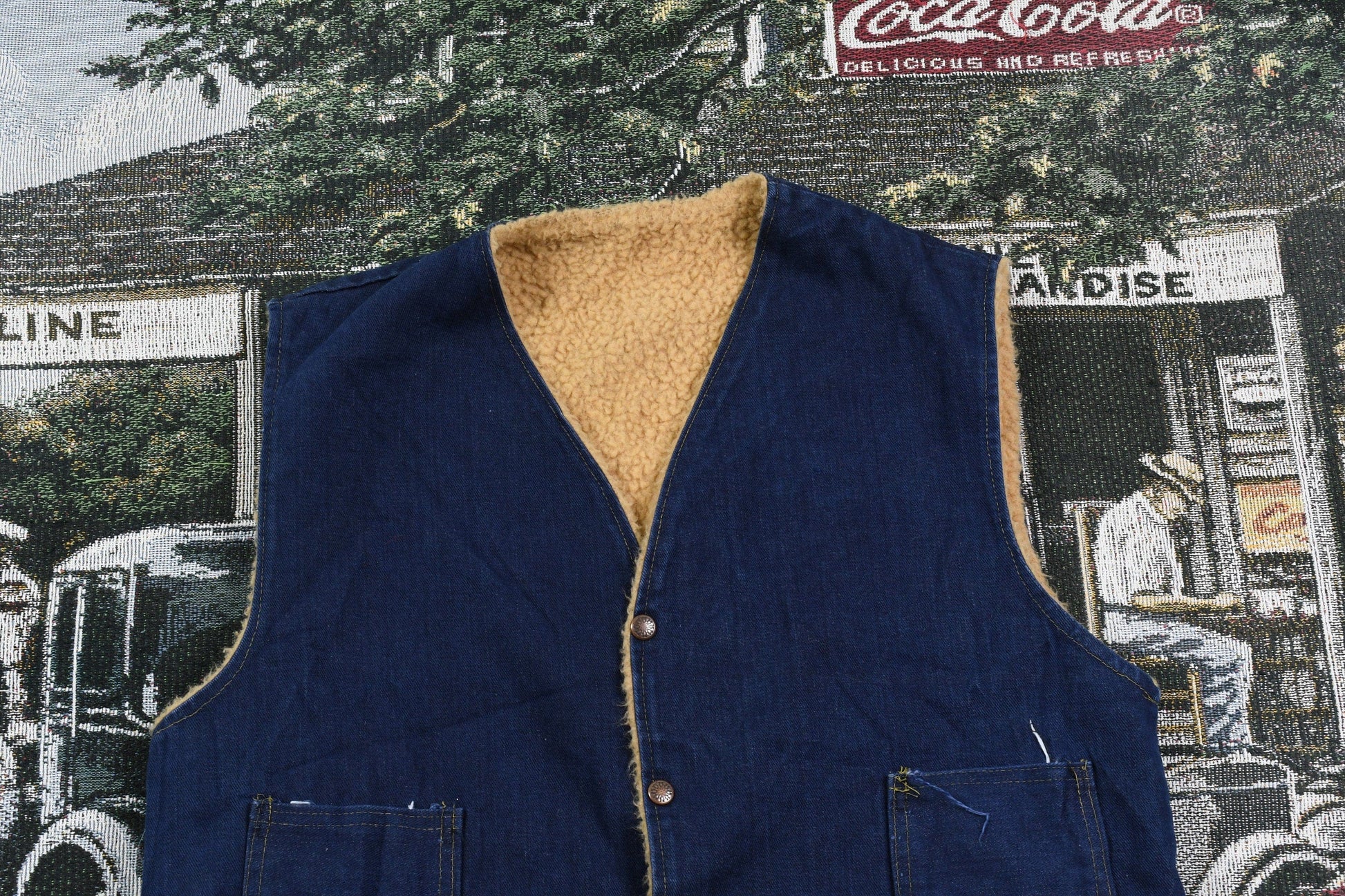 Vintage 1980s Fleece Lined Denim Button Up Vest Men's M from propervintagecanada