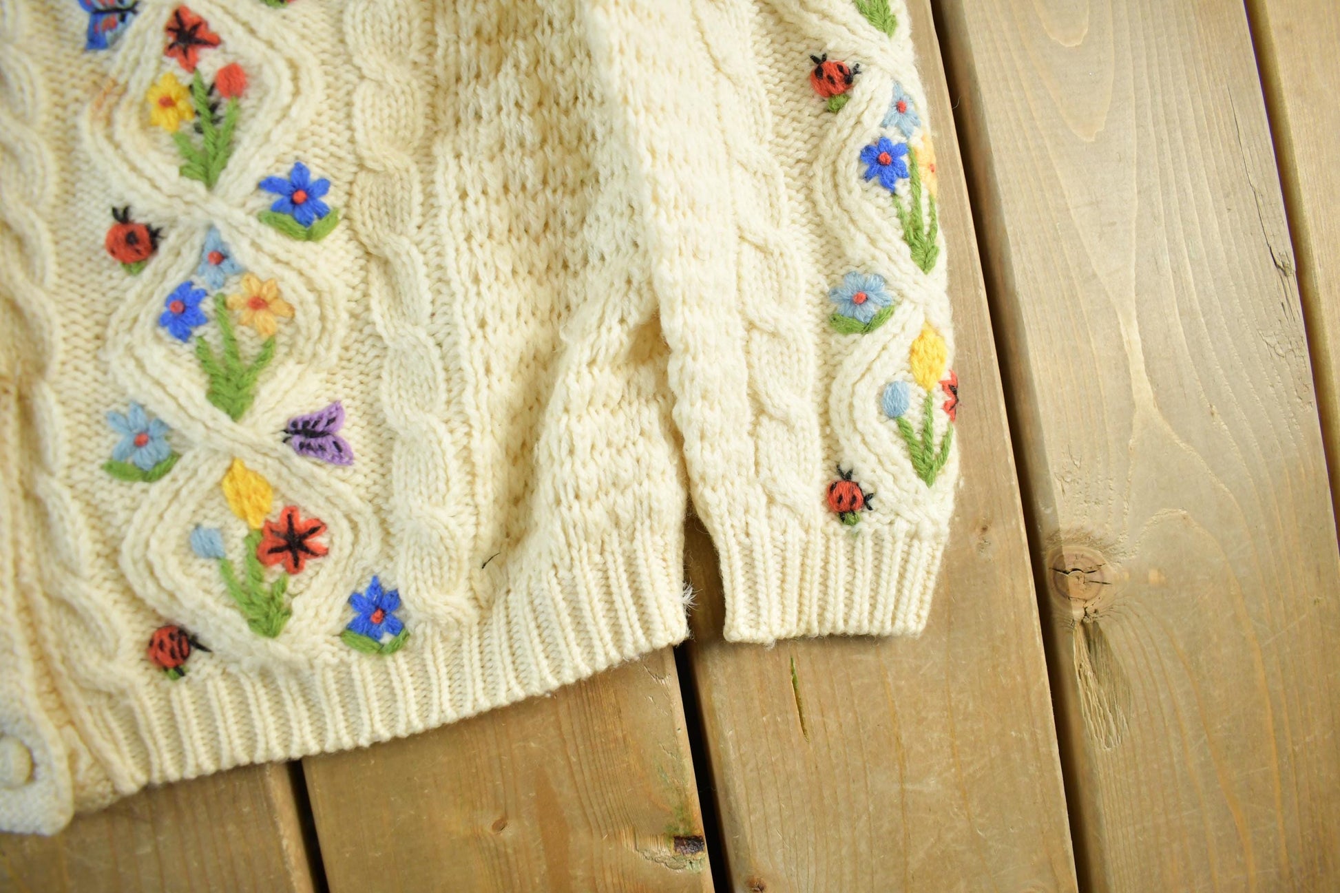 Vintage 1980s Floral Knit Cardigan Sweater Women's Medium from propervintagecanada