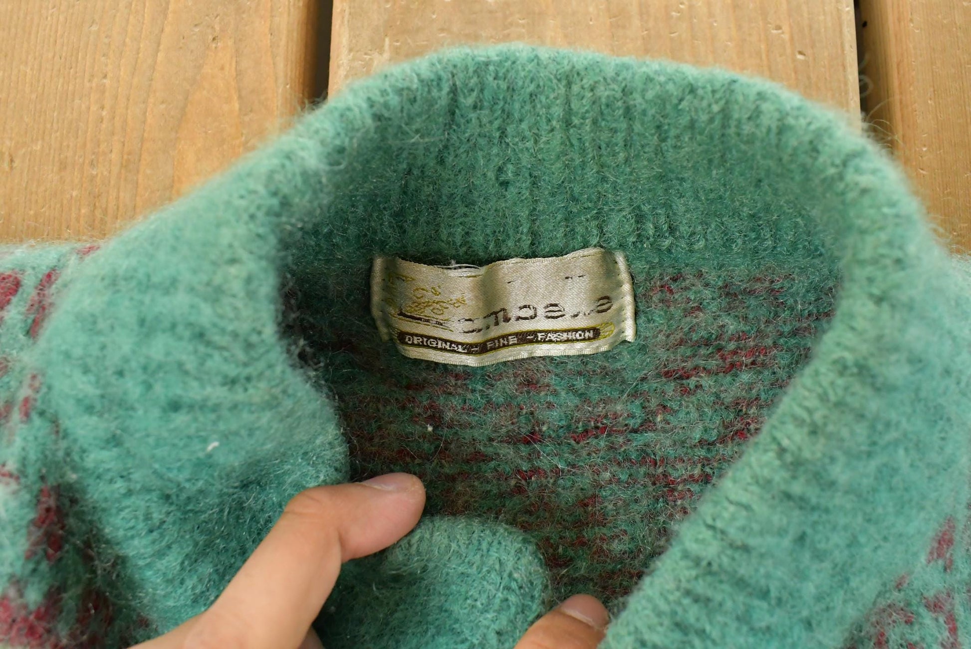 Vintage 1980s Floral Wool Mohair Knit Cardigan Sweater Women's XL from propervintagecanada