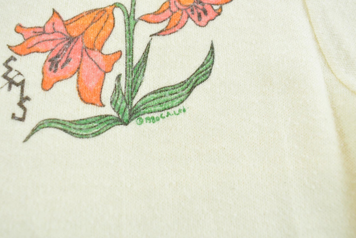 Vintage 1980s Flower Graphic T Shirt Mens XS from propervintagecanada