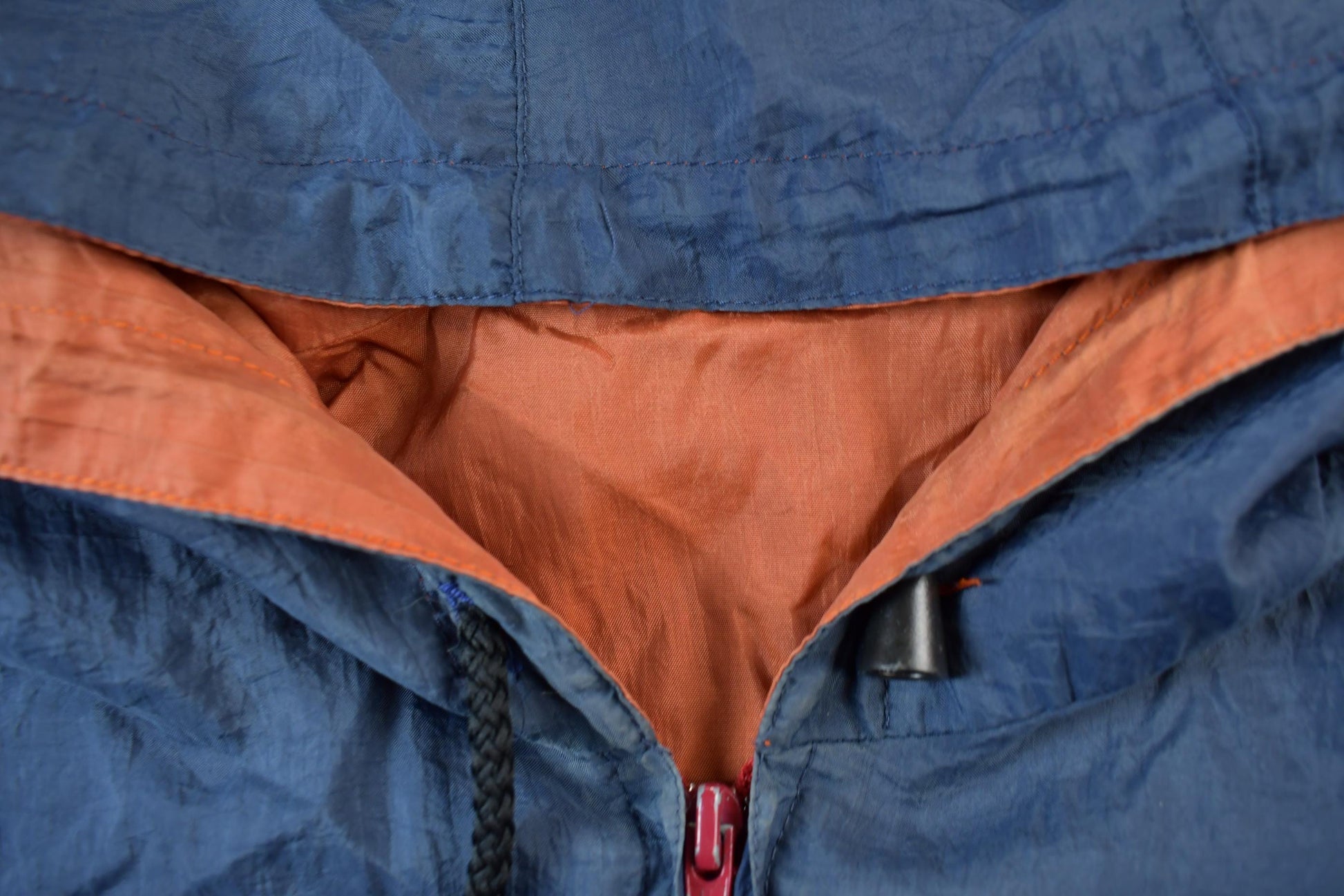 Vintage 1980s Full Zip Hooded Windbreaker Men's Medium from propervintagecanada