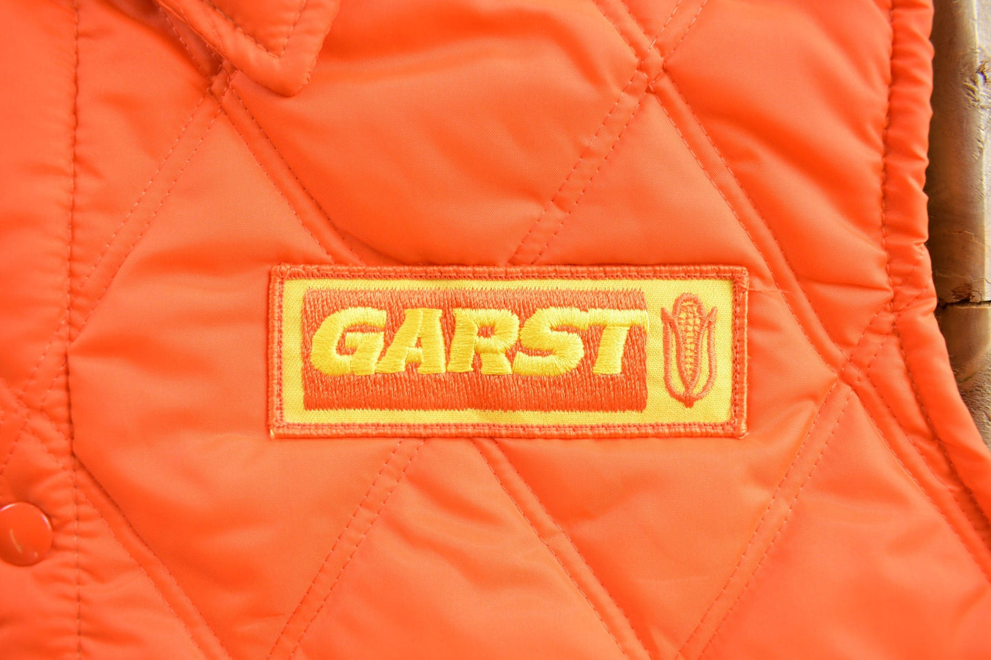 Vintage 1980s Garst Seed Company Puffer Vest Men's XL from propervintagecanada