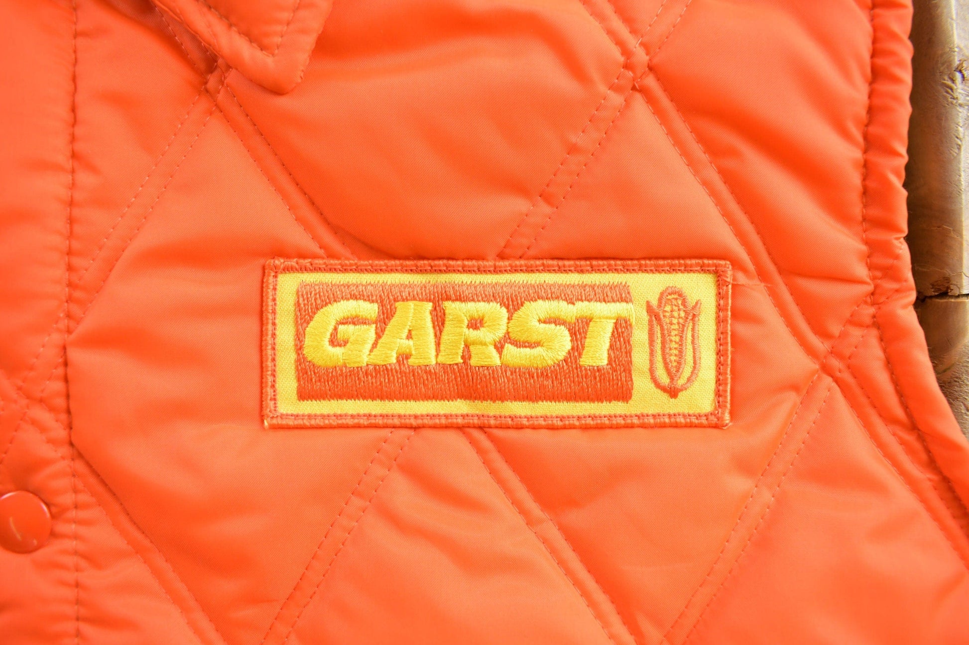 Vintage 1980s Garst Seed Company Puffer Vest Men's XL from propervintagecanada