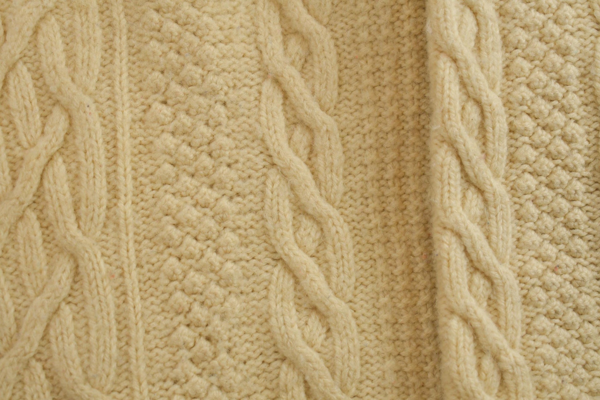 Vintage 1980s Golden Cable Knit Crewneck Sweater Men's Medium from propervintagecanada