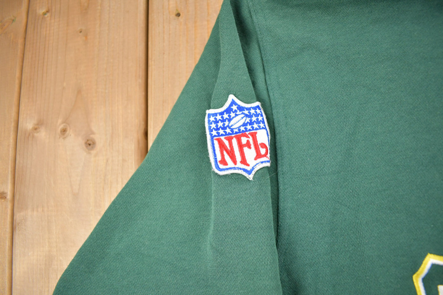 Vintage 1980s Green Bay Packers NFL Apex One Hoodie Men's Small from propervintagecanada