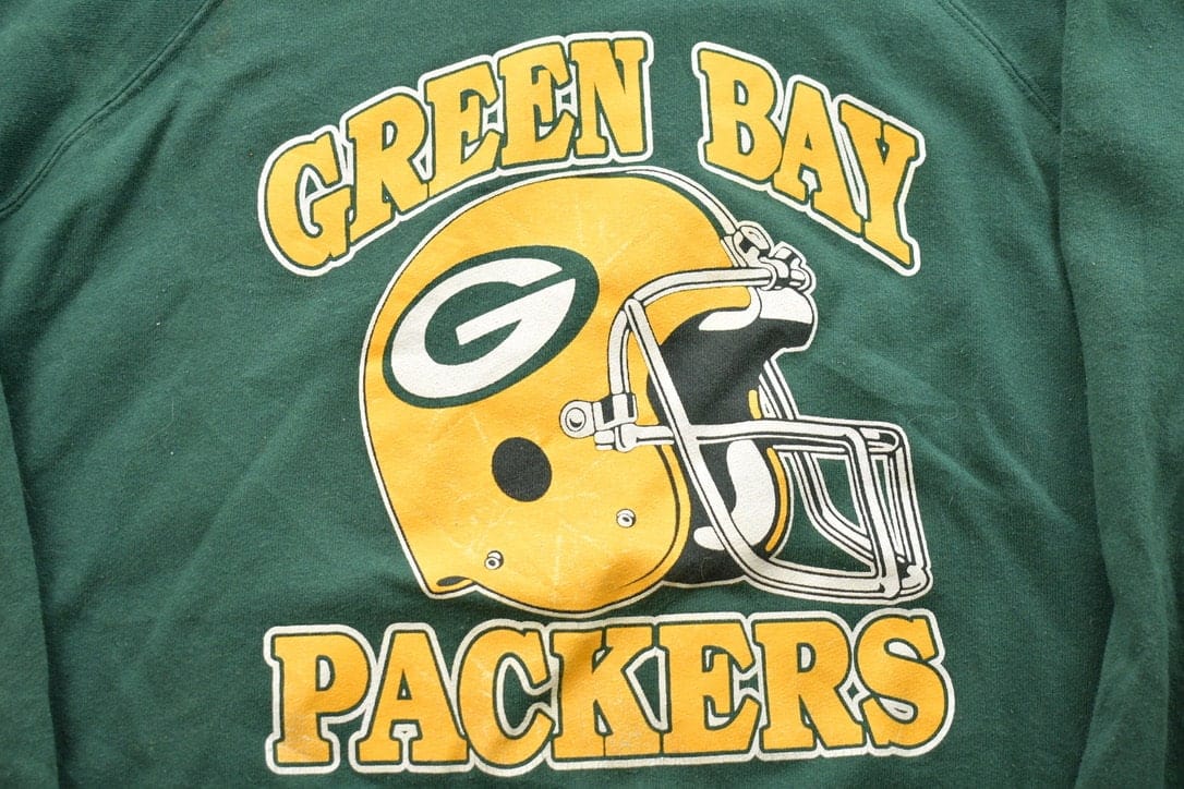 Vintage 1980s Green Bay Packers NFL Crewneck Sweatshirt from propervintagecanada