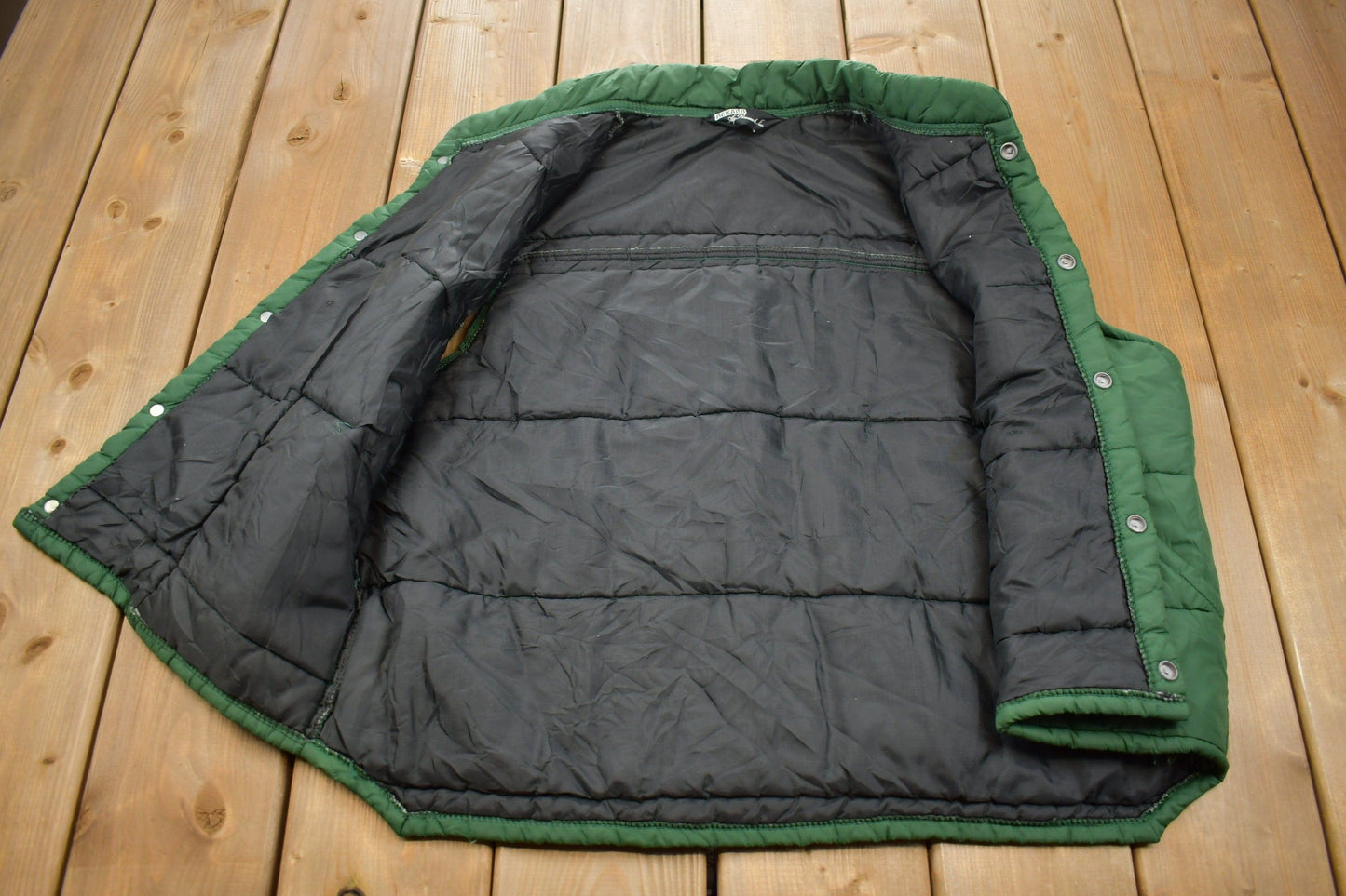 Vintage 1980s Green Dekalb Hunting Vest Men's Large from propervintagecanada