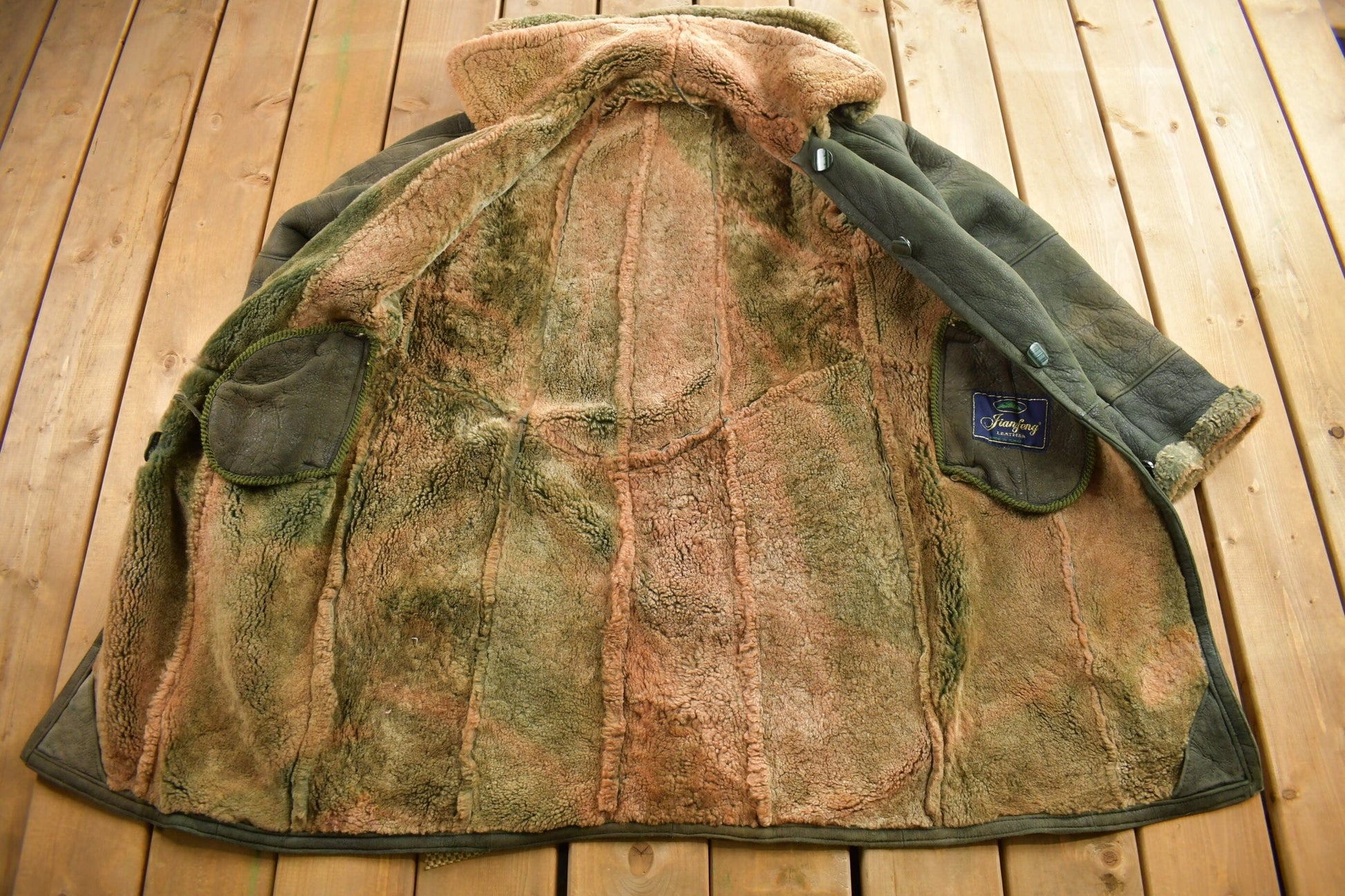 Vintage 1980s Green Shearling Leather Jacket Men's Medium from propervintagecanada