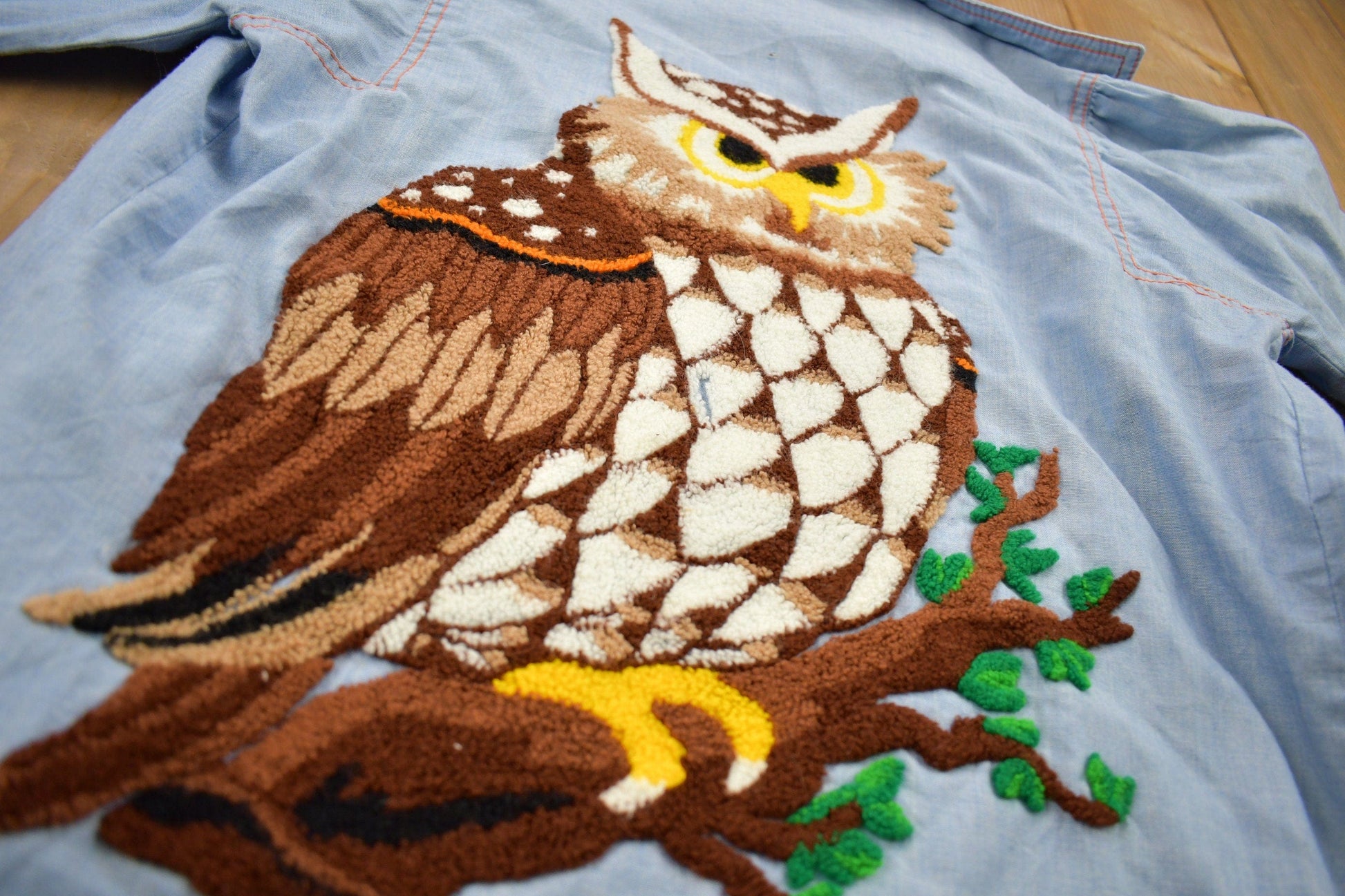 Vintage 1980s Hand Stitched Owl Theme Button Up Shirt Men's M from propervintagecanada