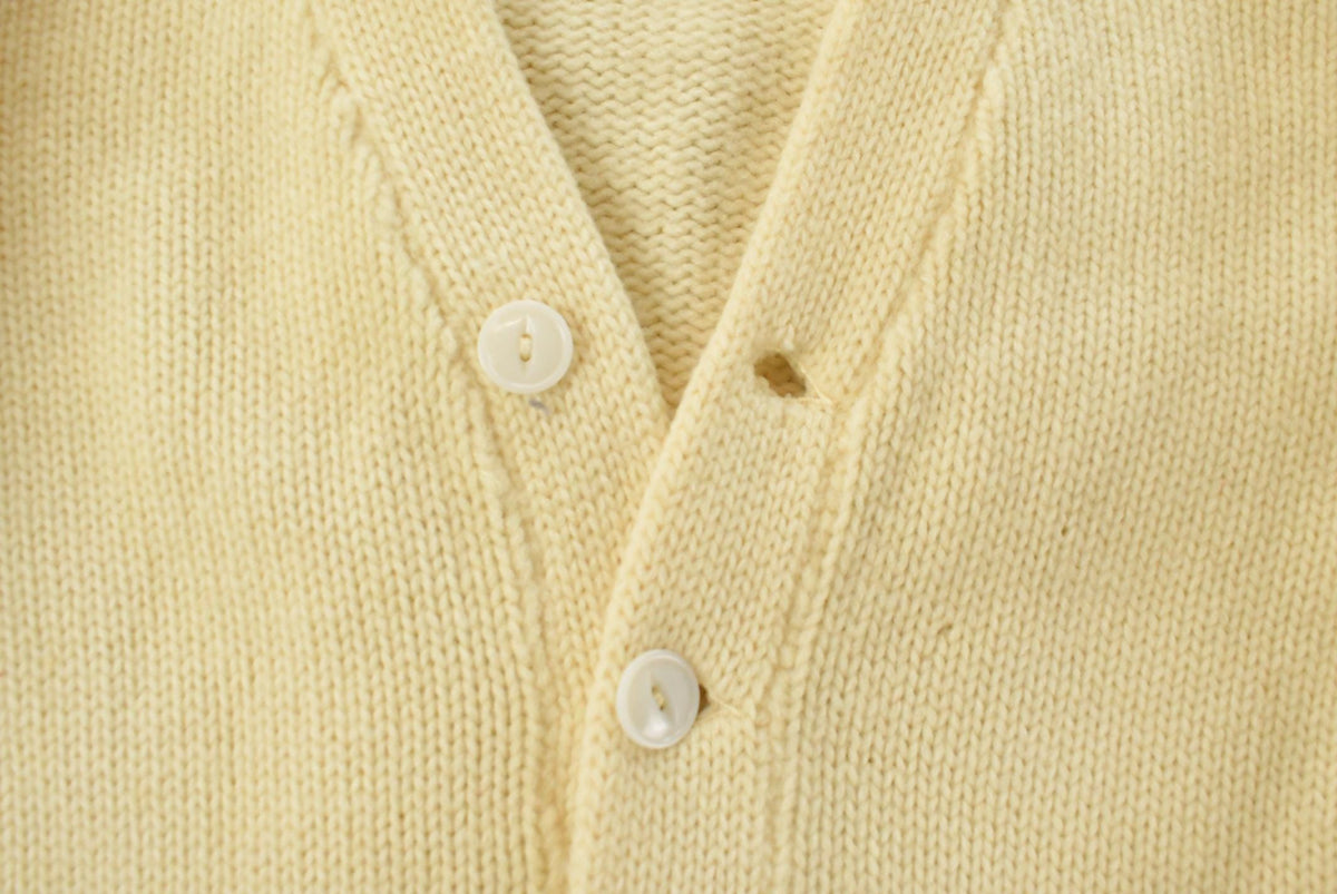 Vintage 1980s Hanson 100% Wool Knit Cardigan Sweater Men's S from propervintagecanada