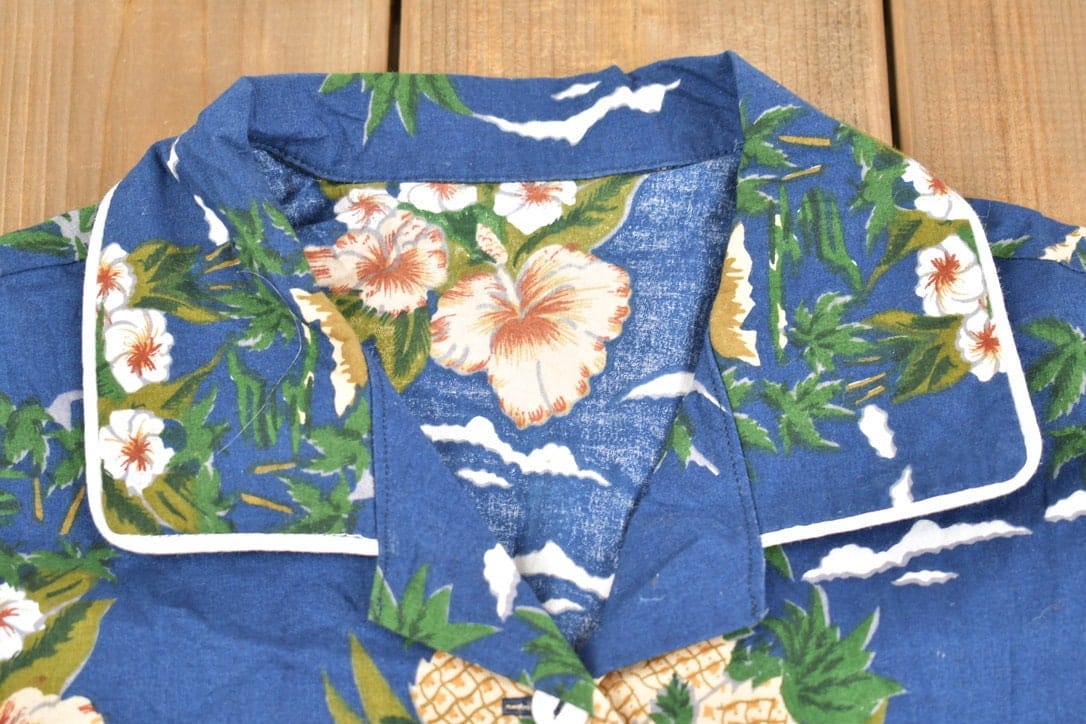 Vintage 1980s Hawaiian Button Up Shirt Men's Large from propervintagecanada