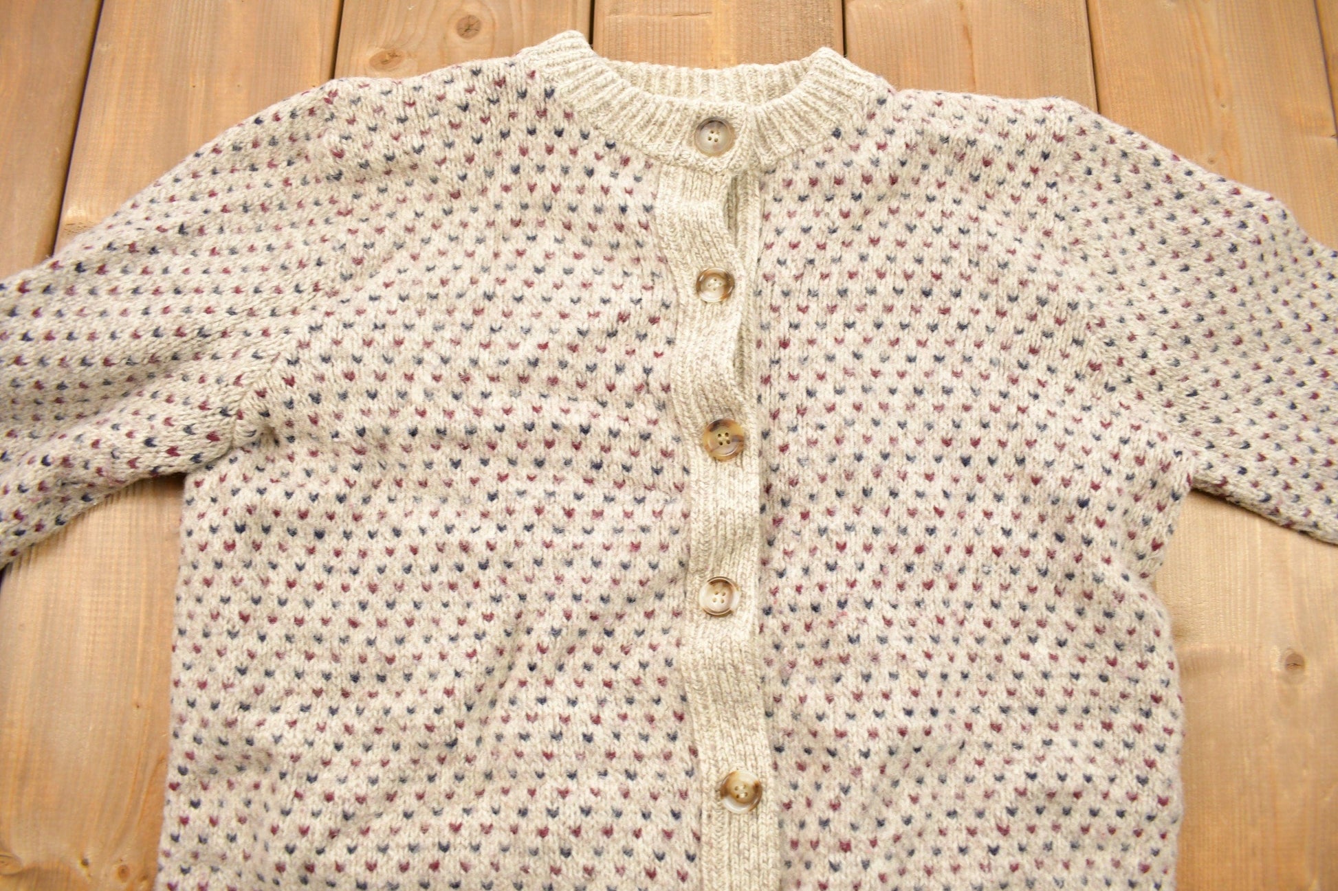 Vintage 1980s Heart Theme Knitted Cardigan Sweater Men's Small from propervintagecanada