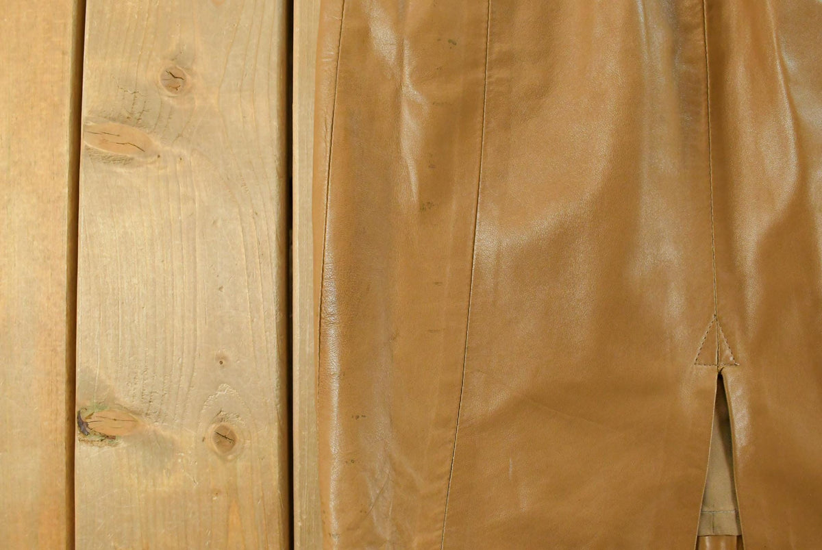 Vintage 1980s Hides Leather Skirt Women's 28 from propervintagecanada
