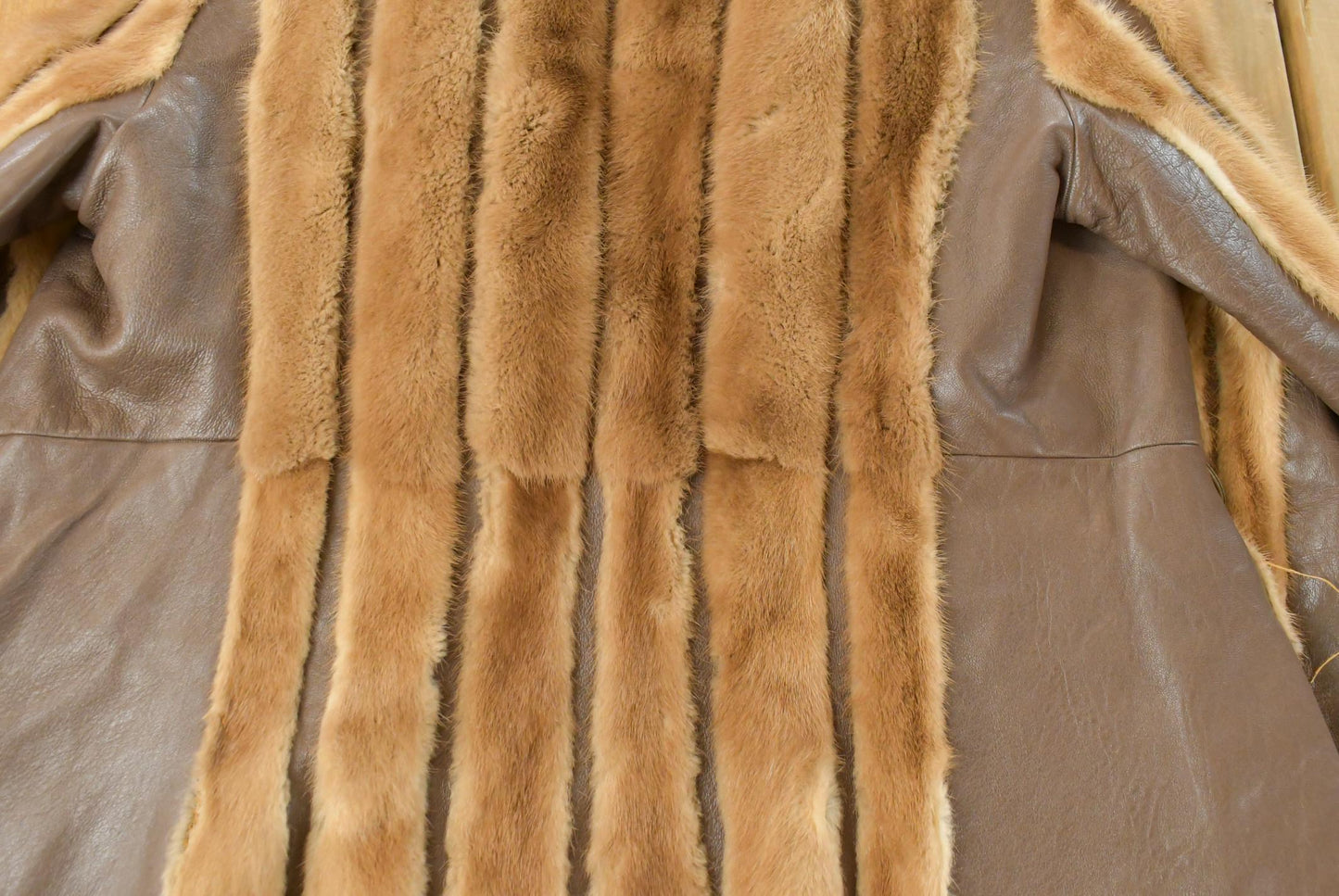 Vintage 1980s Hooper Furs Mink Fur Leather Over Coat Women's M from propervintagecanada