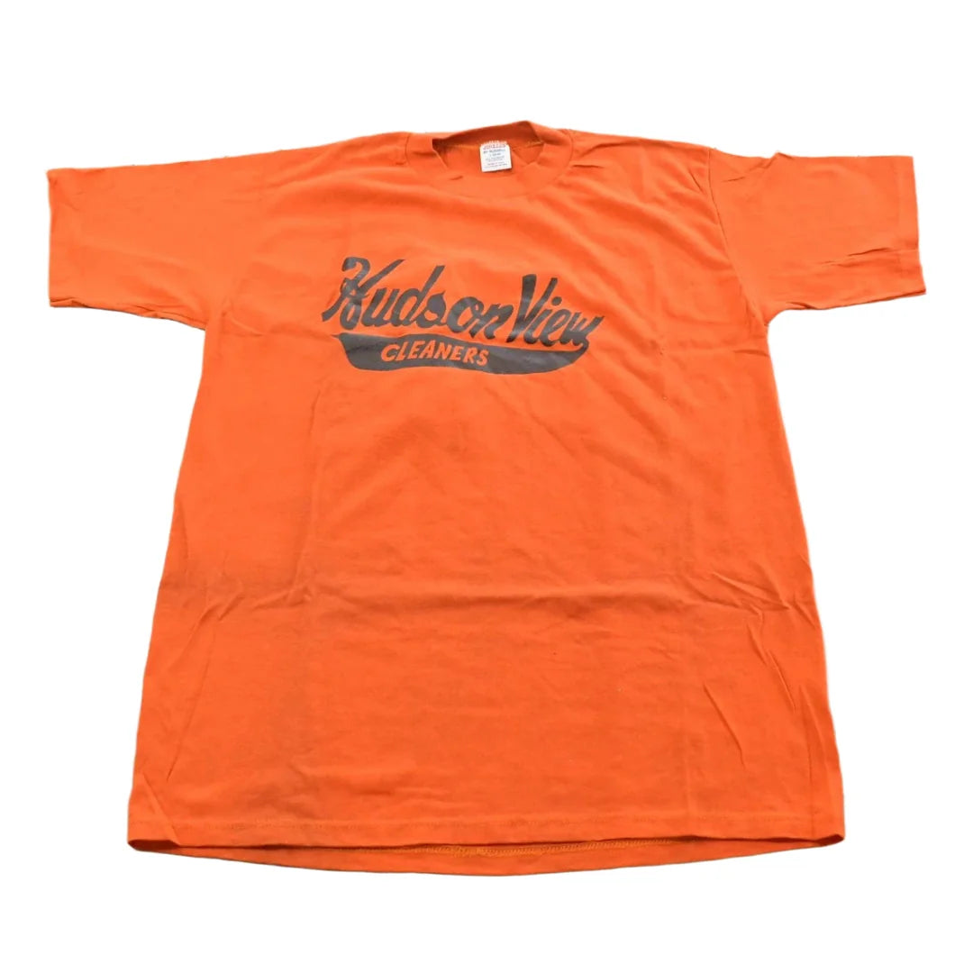 Vintage 1980s Hudson View Cleaners Graphic T Shirt Mens L from propervintagecanada