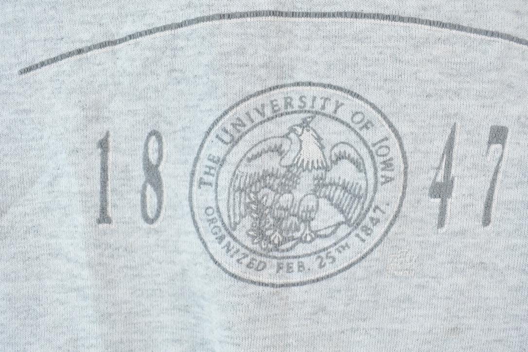 Vintage 1980s Iowa State University Collegiate Crewneck Men's Medium from propervintagecanada