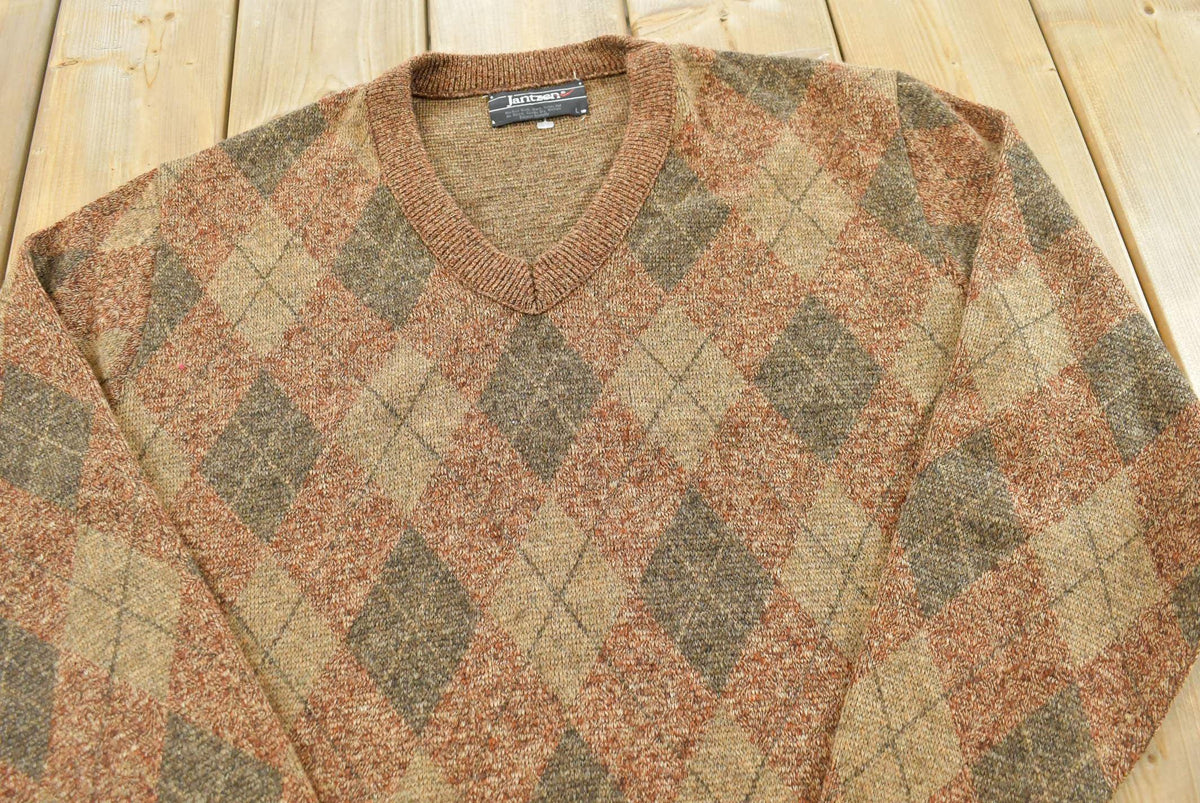 Vintage 1980s Jantzen Knit Argyle Crewneck Pullover Sweater Men's M from propervintagecanada