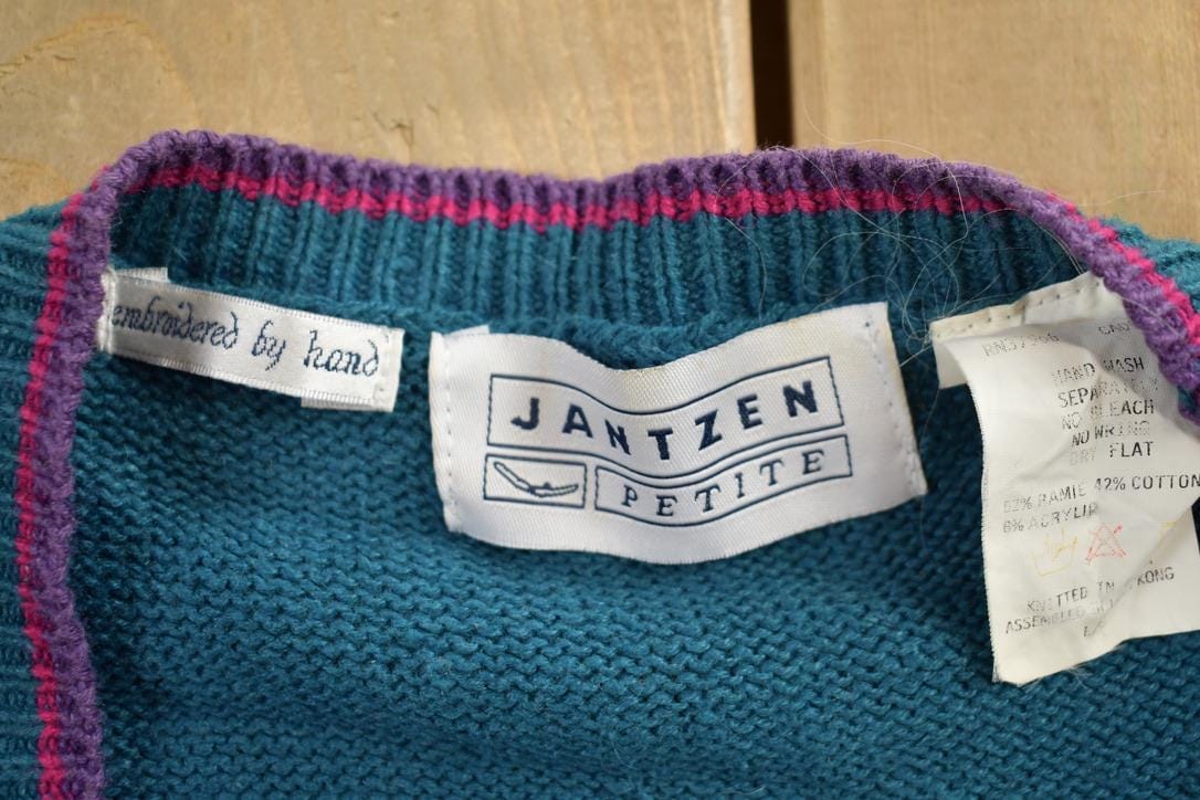 Vintage 1980s Jantzen Petite Cardigan Sweater Men's Medium from propervintagecanada