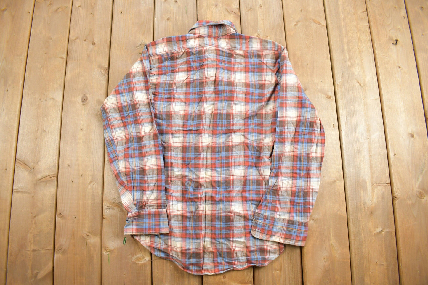 Vintage 1980s JC Penny Plain Pockets Plaid Button Up Shirt Men's Medium from propervintagecanada