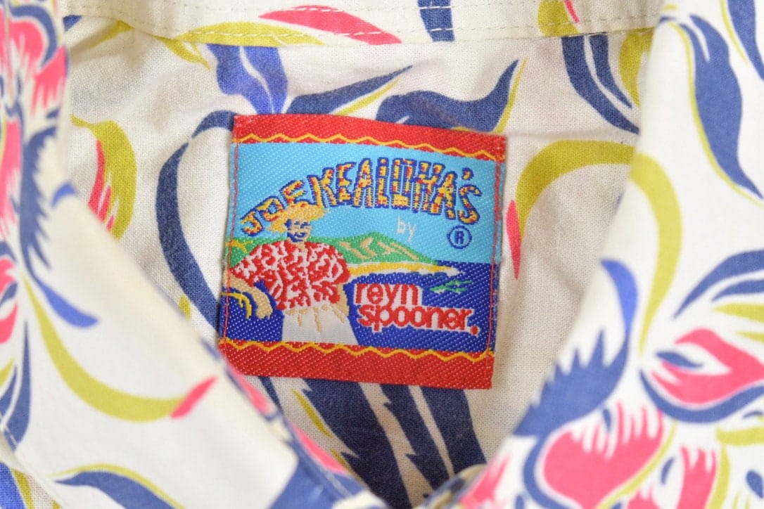 Vintage 1980s Joe Kealuhas Reyn Spooner Hawaiian Shirt Men's Large from propervintagecanada