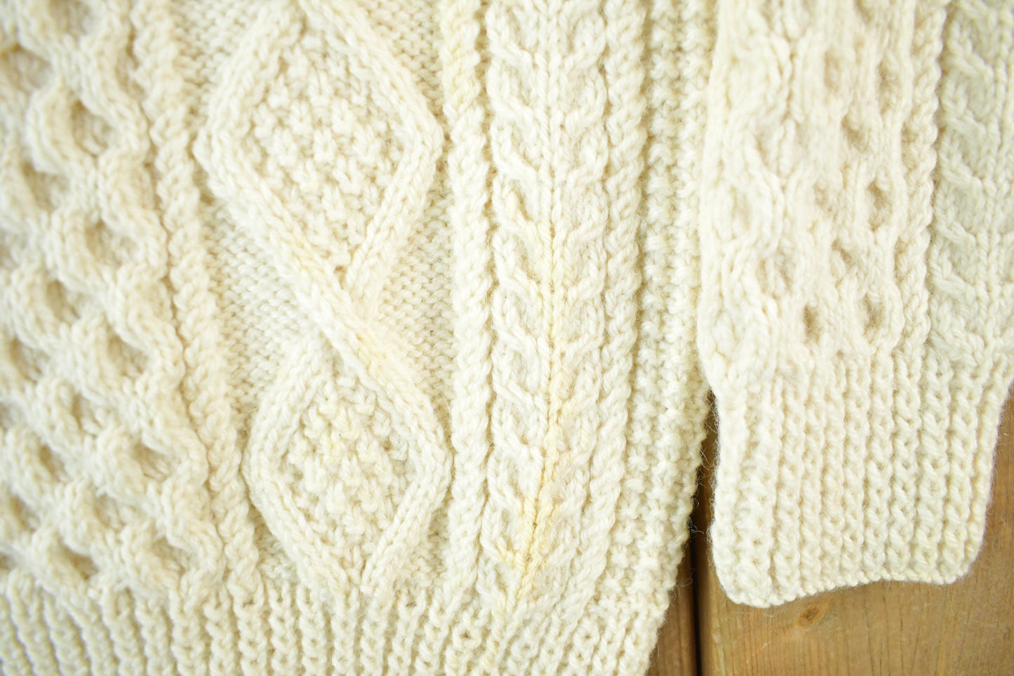 Vintage 1980s John Molloy Irish Fisherman Ribbed Wool Knit Sweater Men's Small from propervintagecanada