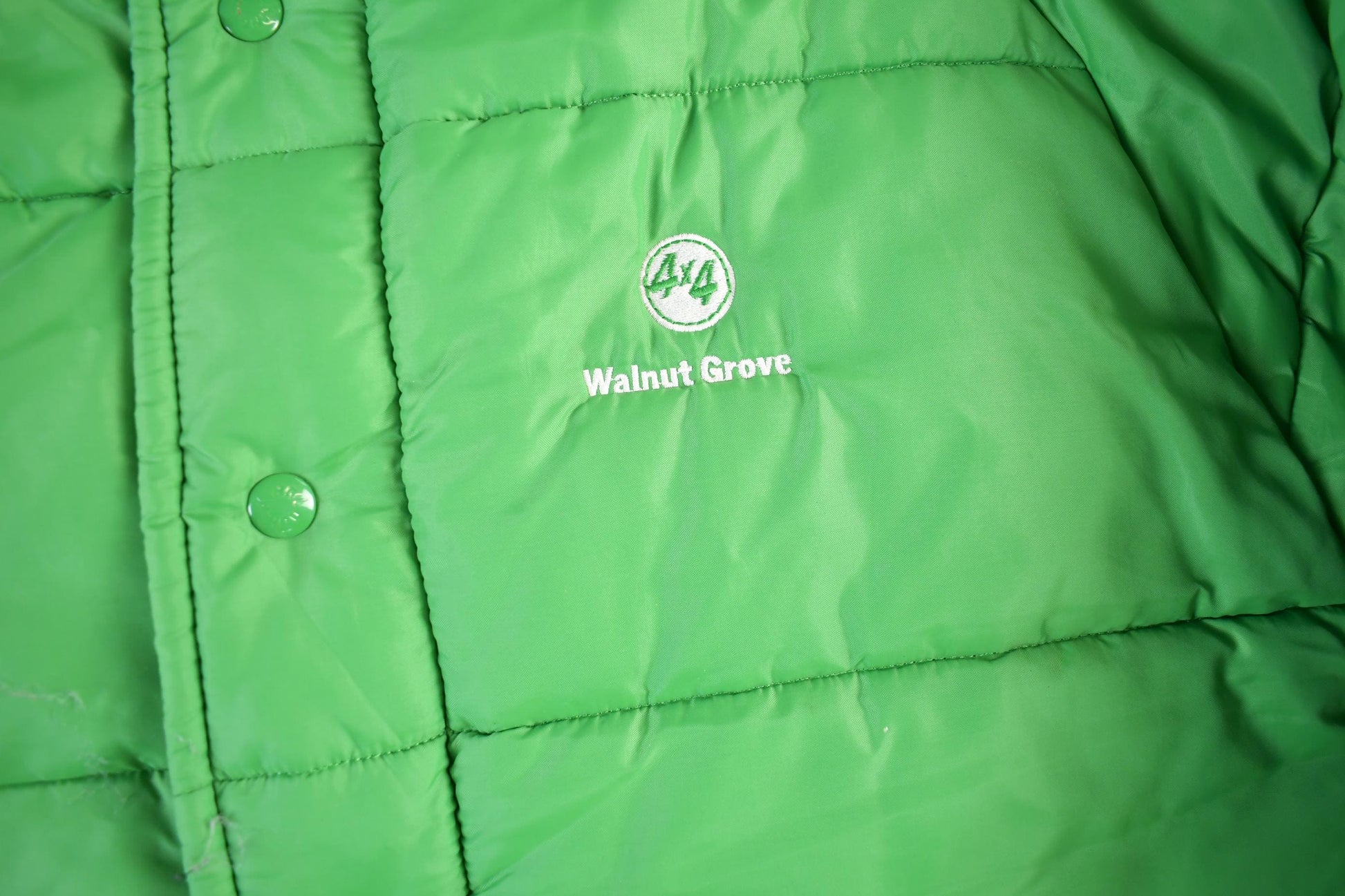 Vintage 1980s King Louie Walnut Grove Ski Jacket Men's Large from propervintagecanada