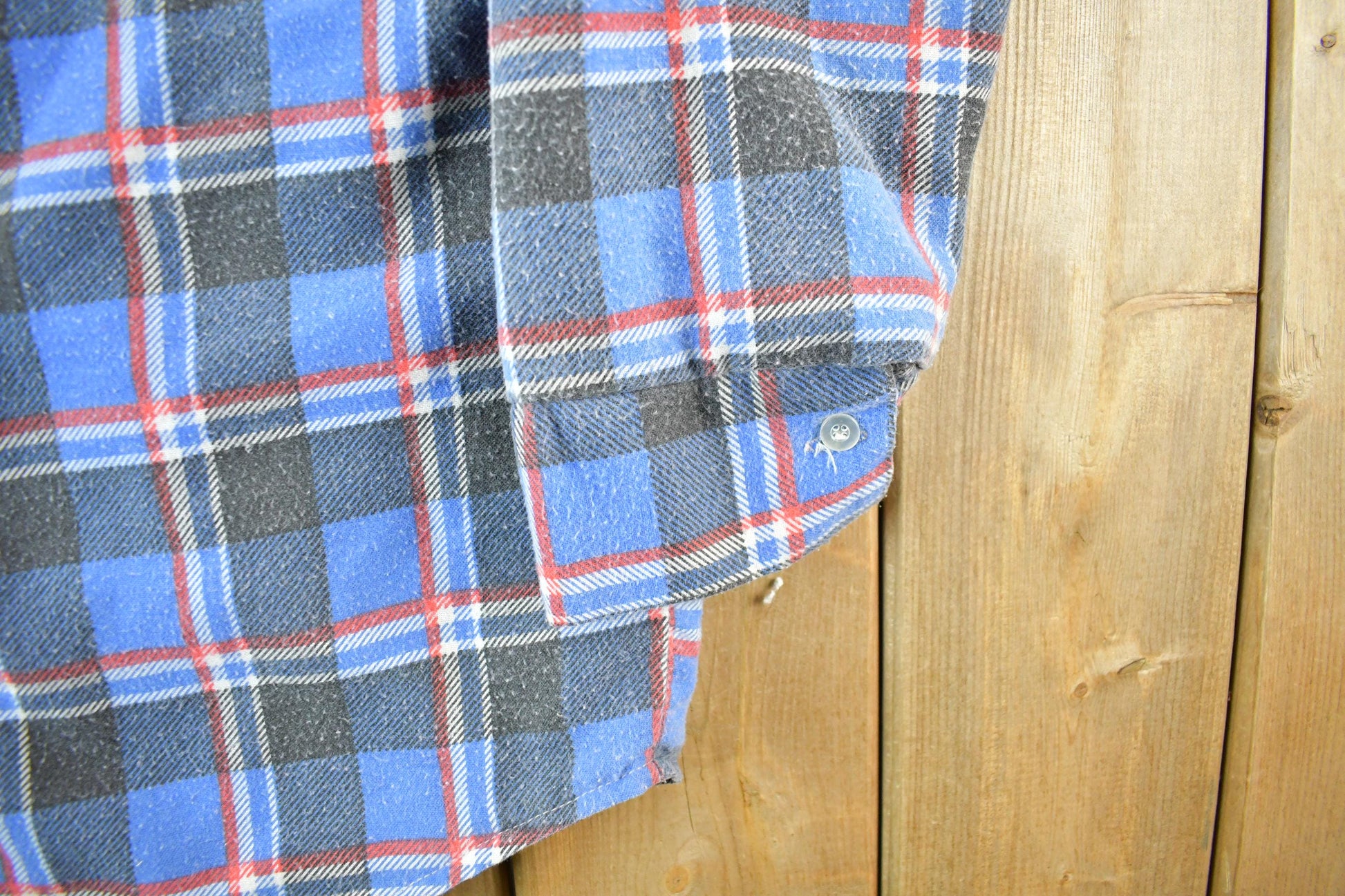 Vintage 1980s Klondike Lined Plaid Flannel Button Up Shirt Men's Medium from propervintagecanada