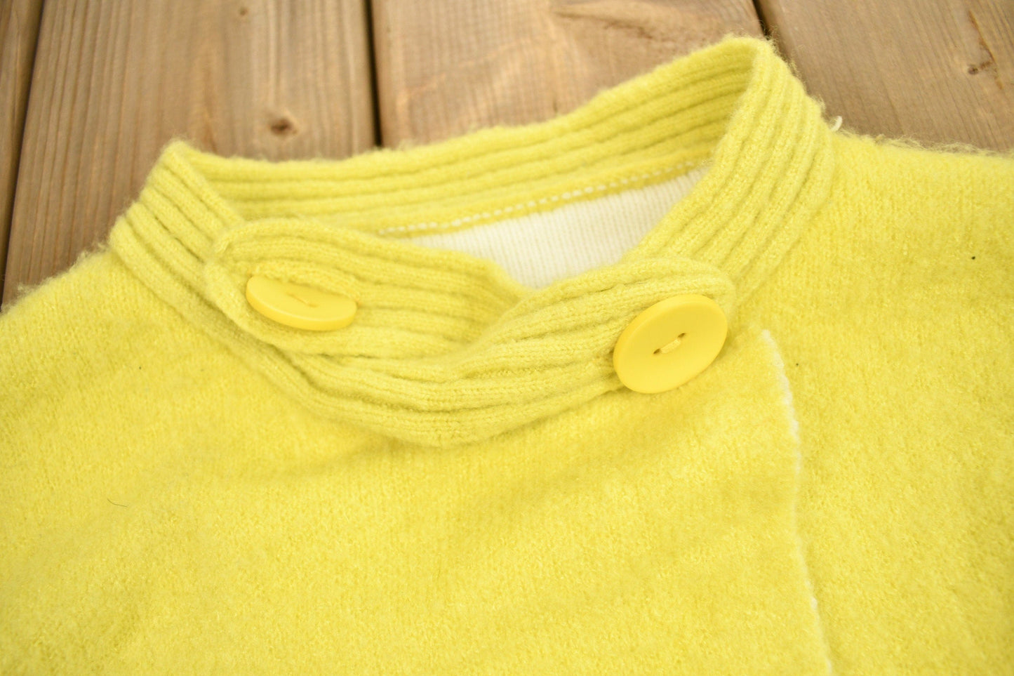 Vintage 1980s Knitted Blank Yellow Long Cardigan SweaterMen's Medium from propervintagecanada