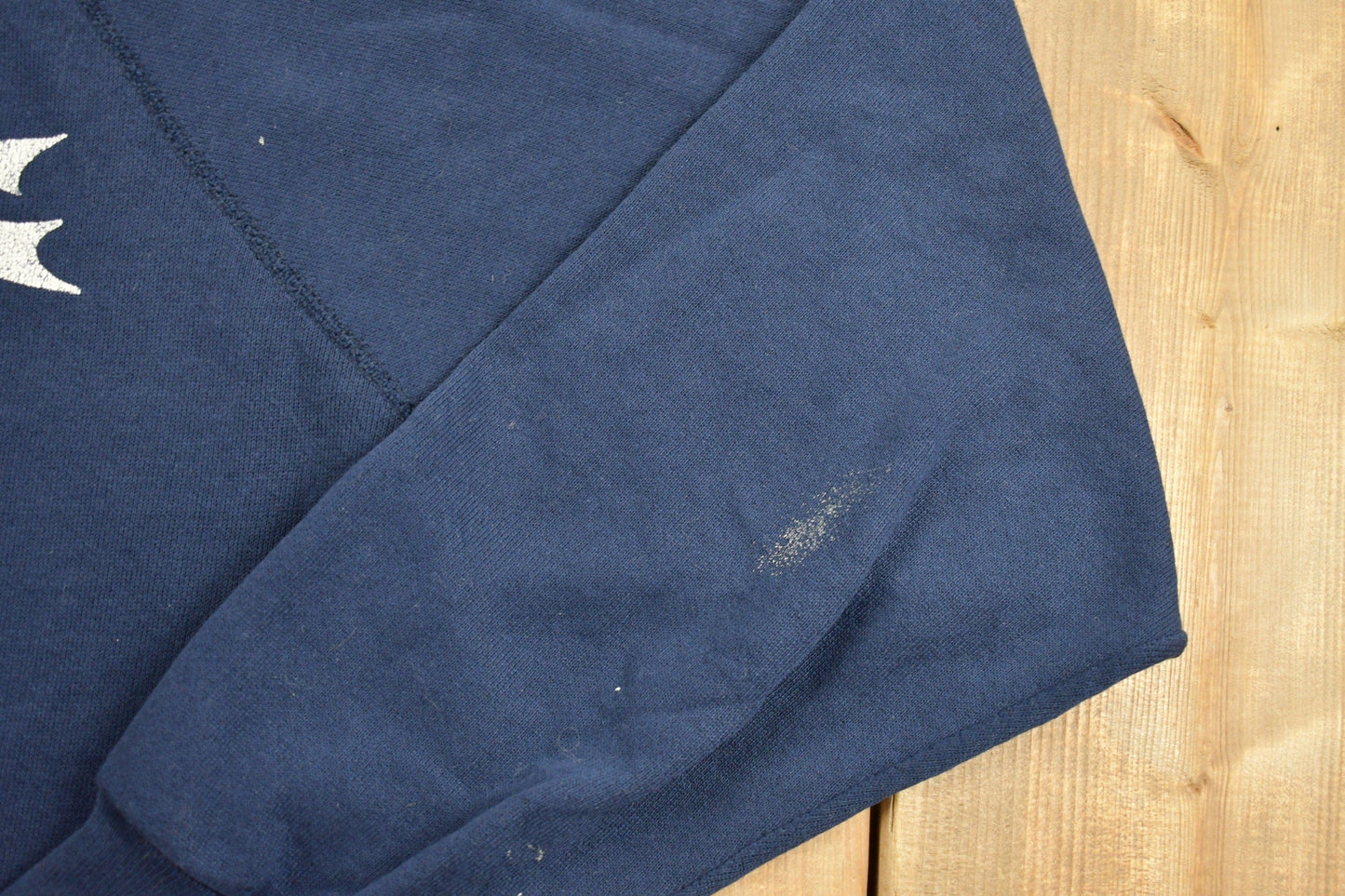 Vintage 1980s Krisland Crewneck Sweatshirt Men's Small from propervintagecanada
