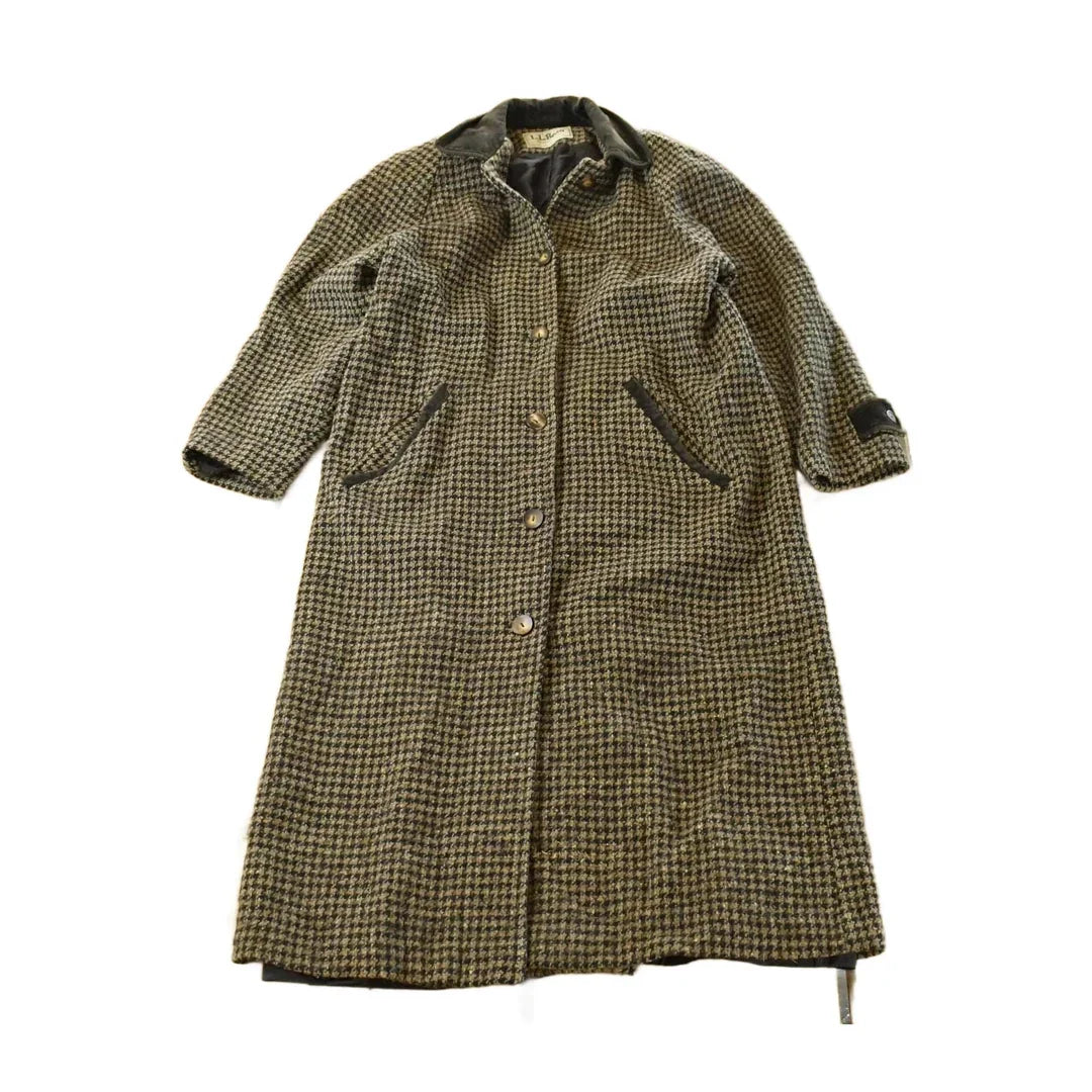 Vintage 1980s L.L. Bean Houndstooth Wool Overcoat Women's Large from propervintagecanada