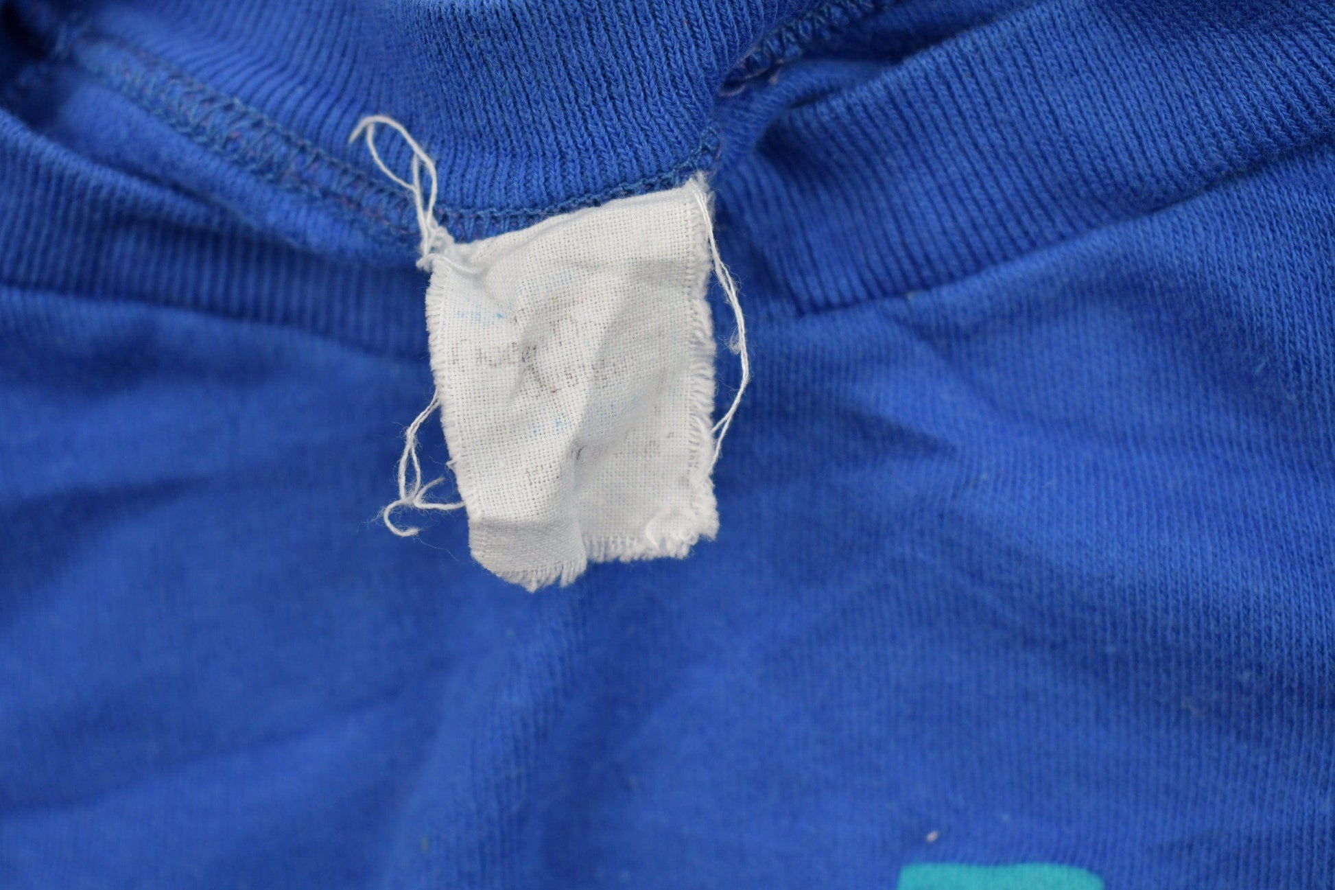 Vintage 1980s Las Vegas On Vacation Raglan Crewneck Sweatshirt Men's Small from propervintagecanada