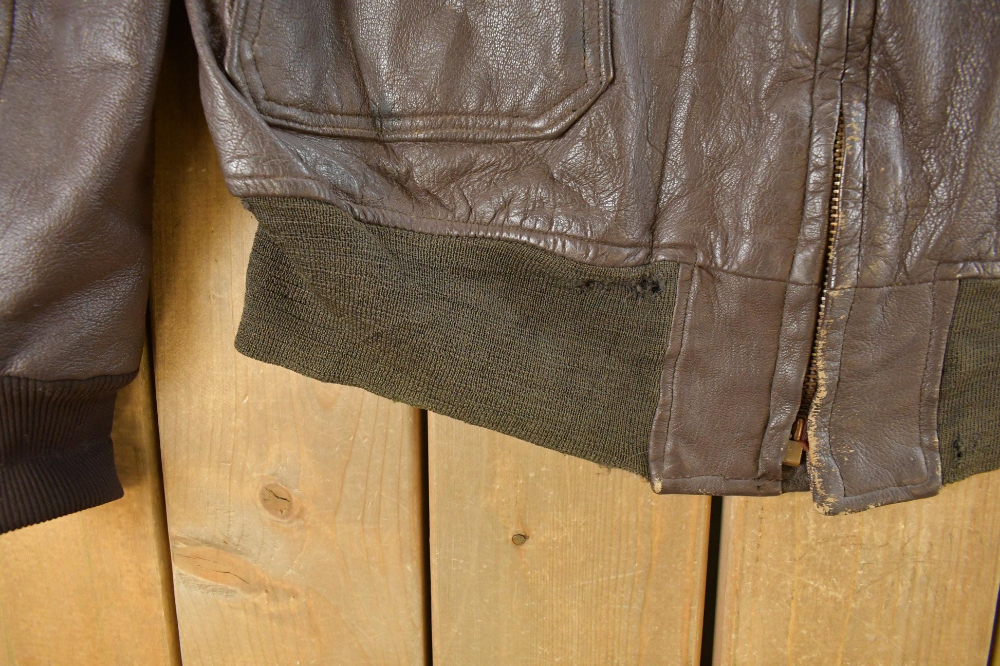 Vintage 1980s Leather Bomber Flight Jacket Men's Large from propervintagecanada