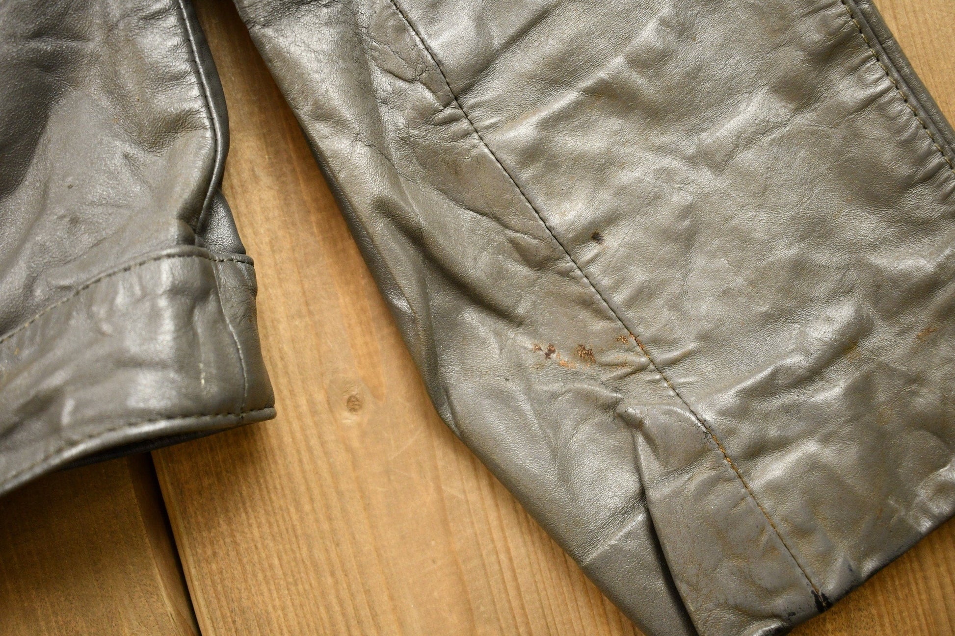 Vintage 1980s Leather Motorcycle JacketMen's Medium from propervintagecanada