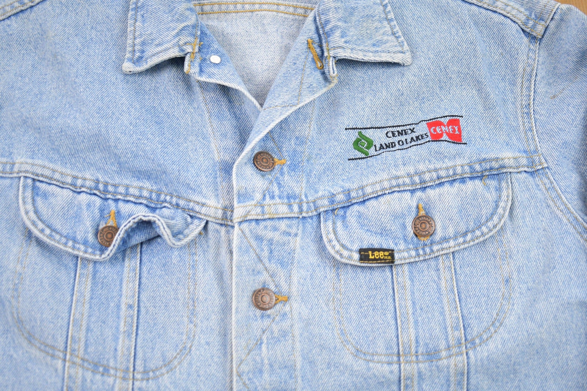 Vintage 1980s Lee Denim Jean Jacket Men's Large from propervintagecanada
