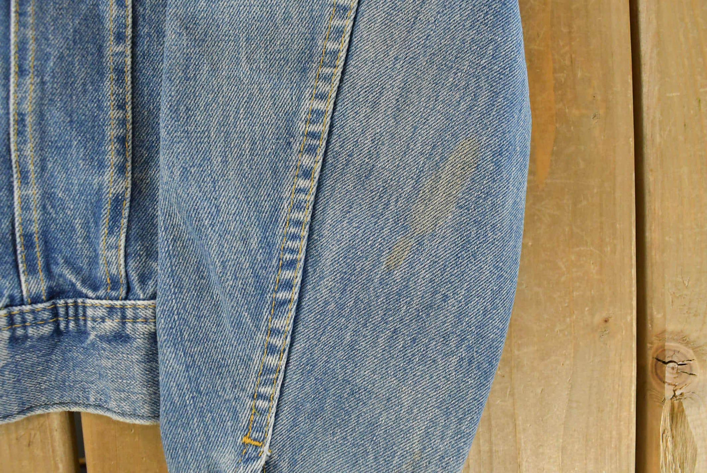 Vintage 1980s Lee Denim Jean Trucker Jacket Men's Small / Vintage Denim / Streetwear / Vintage Fall Outerwear / Made In Canada from propervintagecanada