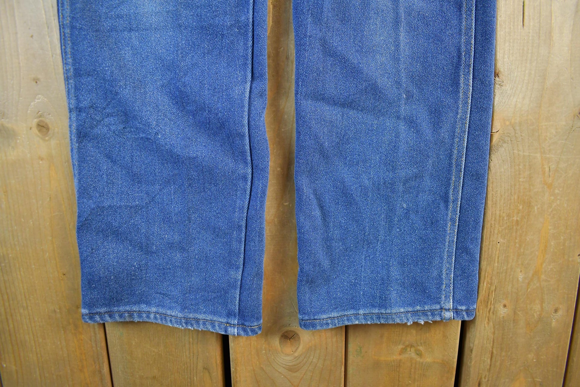 Vintage 1980s Lee Distressed Denim Jeans Men's 31 x 27.5 from propervintagecanada
