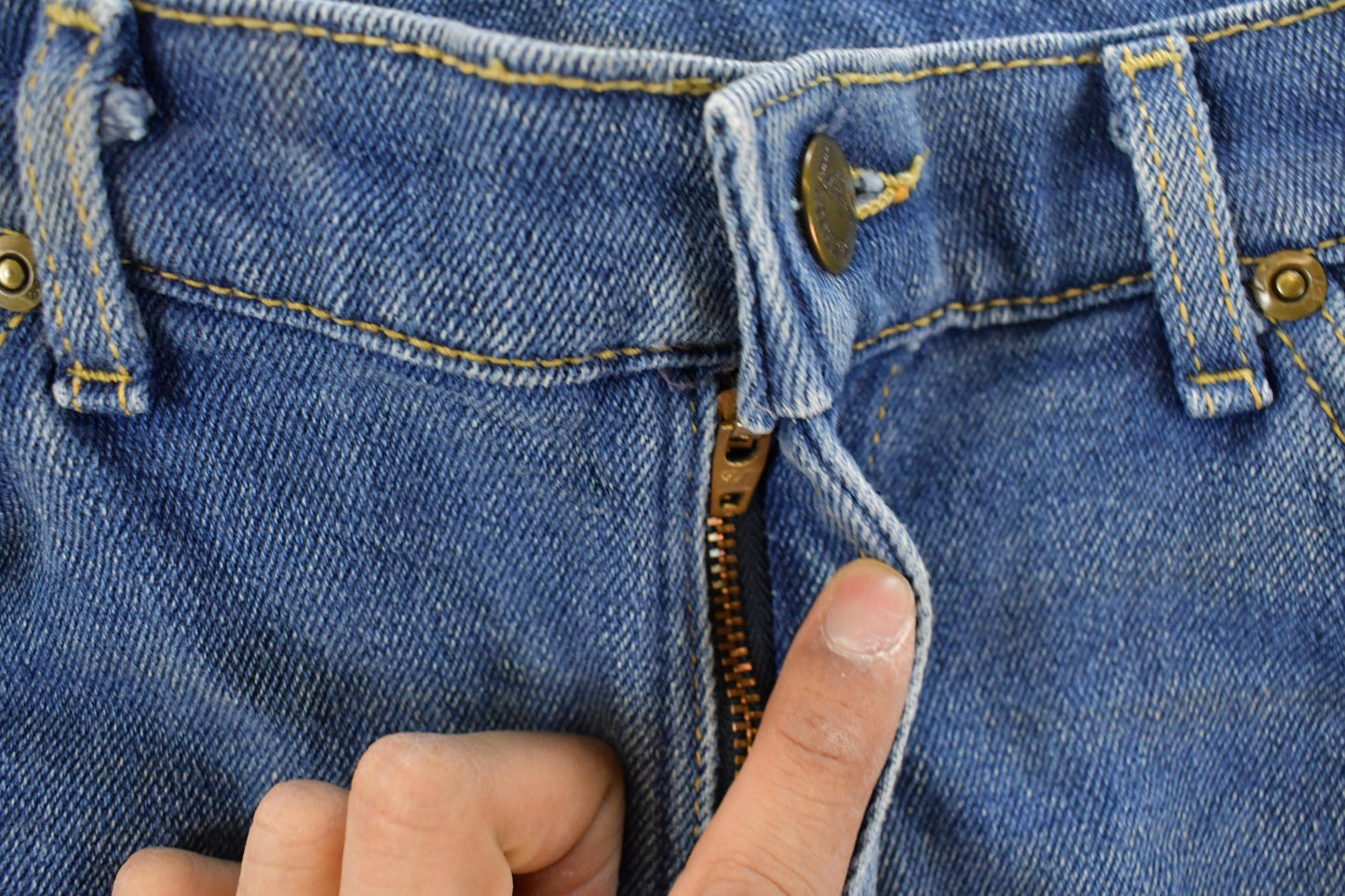 Vintage 1980s Lee Riders Denim Jeans Men's 31 x 29 from propervintagecanada