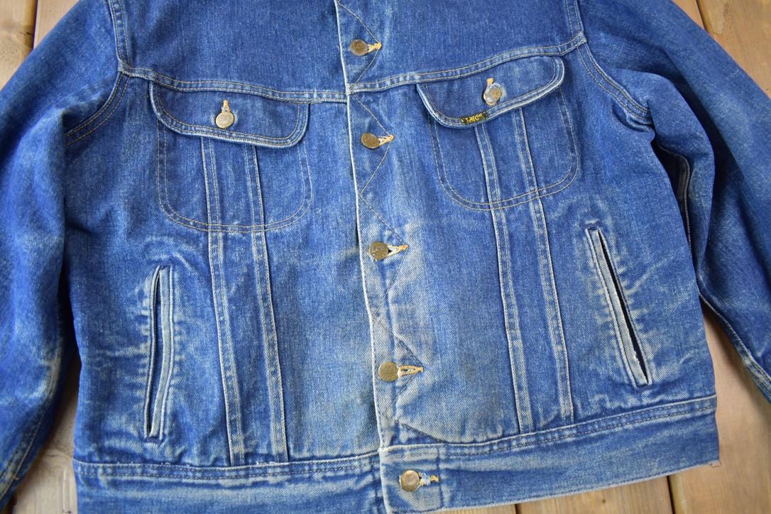 Vintage 1980s Lee Storm Rider Blanket Lined Jean Jacket Men's Large from propervintagecanada