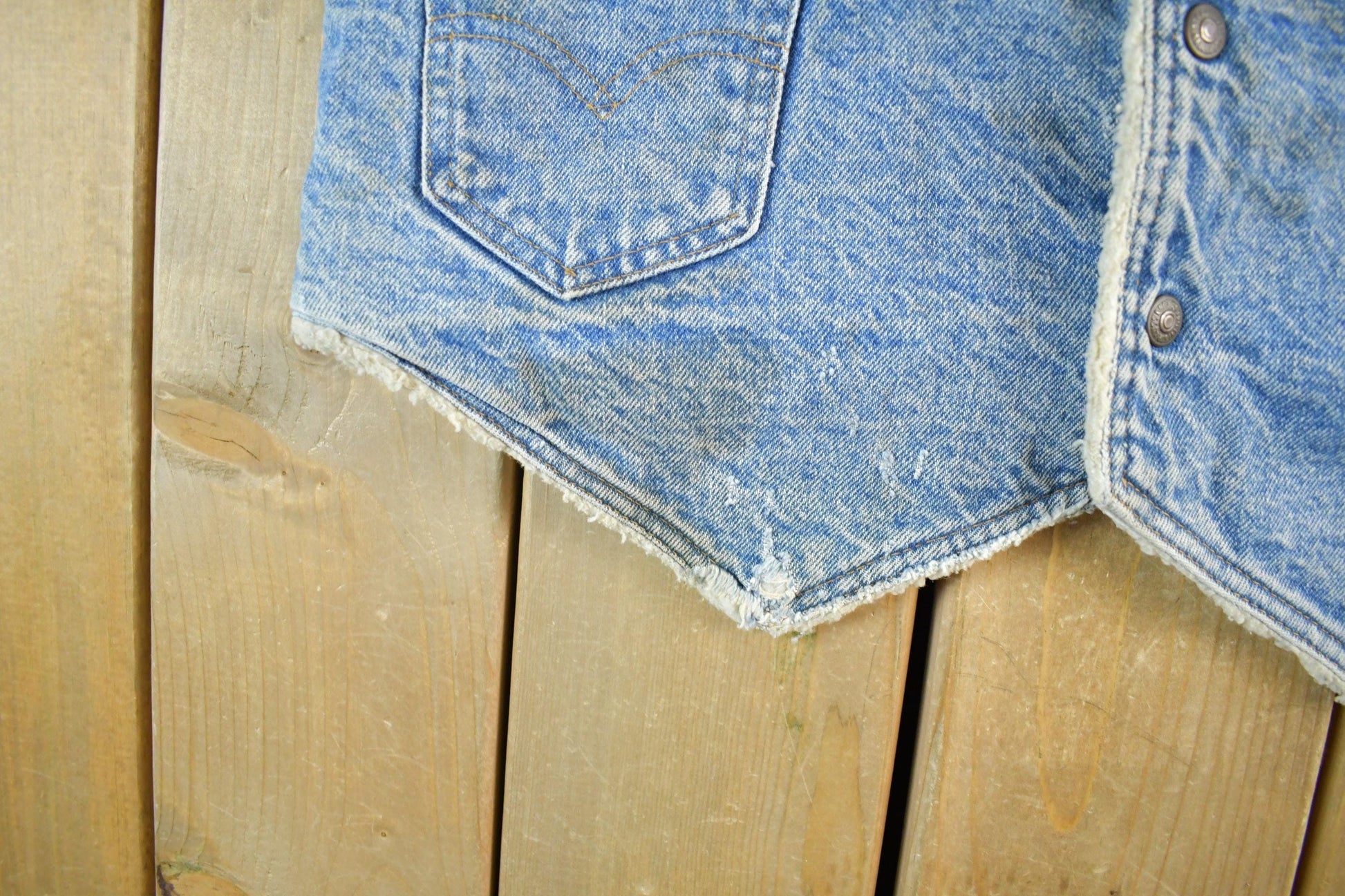 Vintage 1980s Levi's Orange Tab Sherpa Lined Denim Jean Vest Men's S-M from propervintagecanada