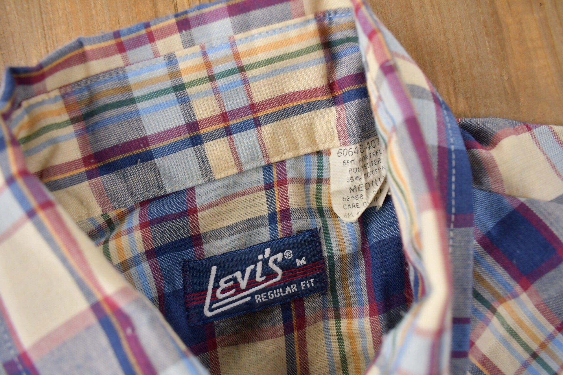 Vintage 1980s Levi's Western Wear Pearl Snap Plaid Long Sleeve Button Up Shirt Men's M from propervintagecanada