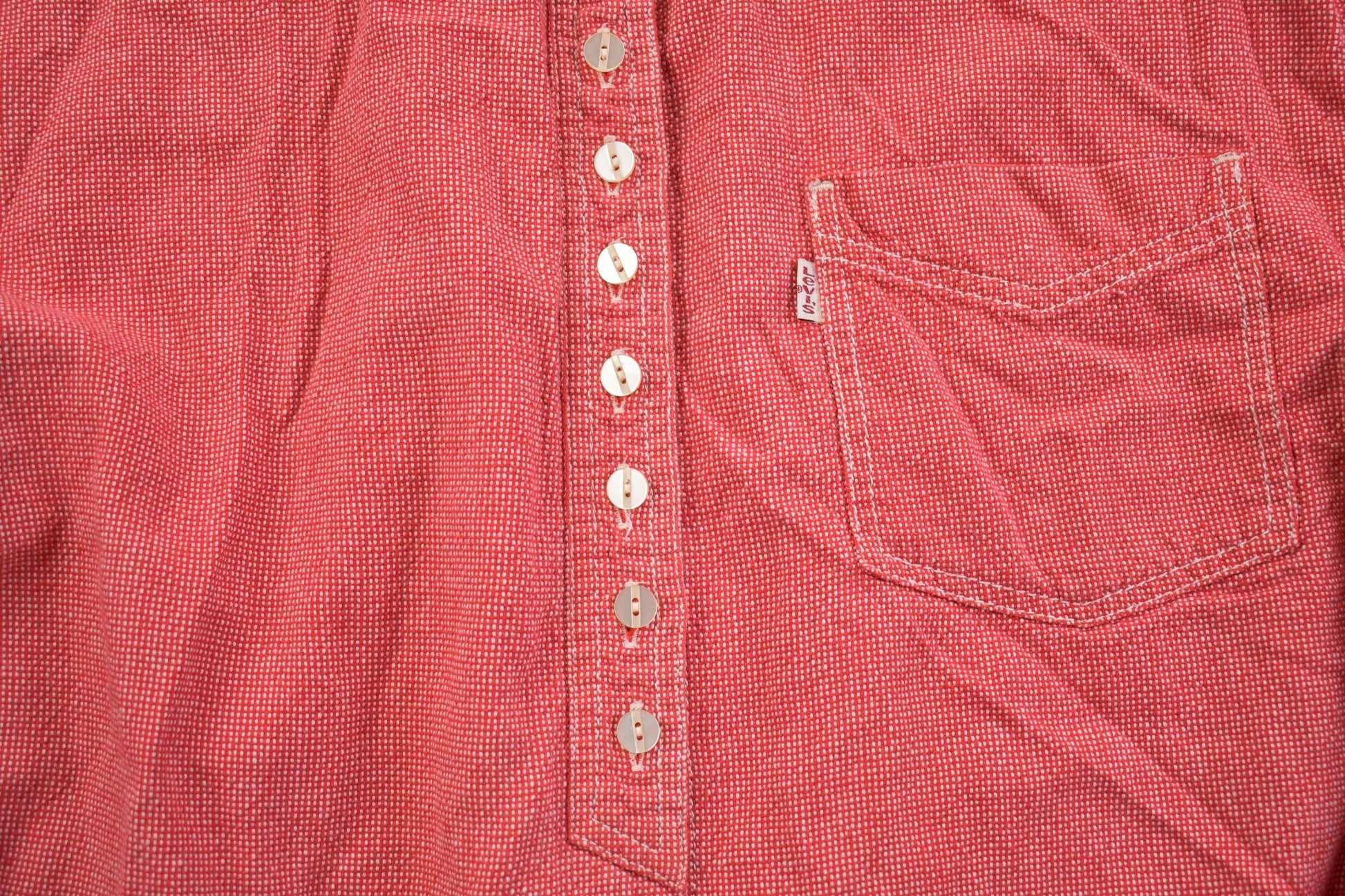 Vintage 1980s Levis Western Style Button Up Rodeo Shirt Men's Large from propervintagecanada
