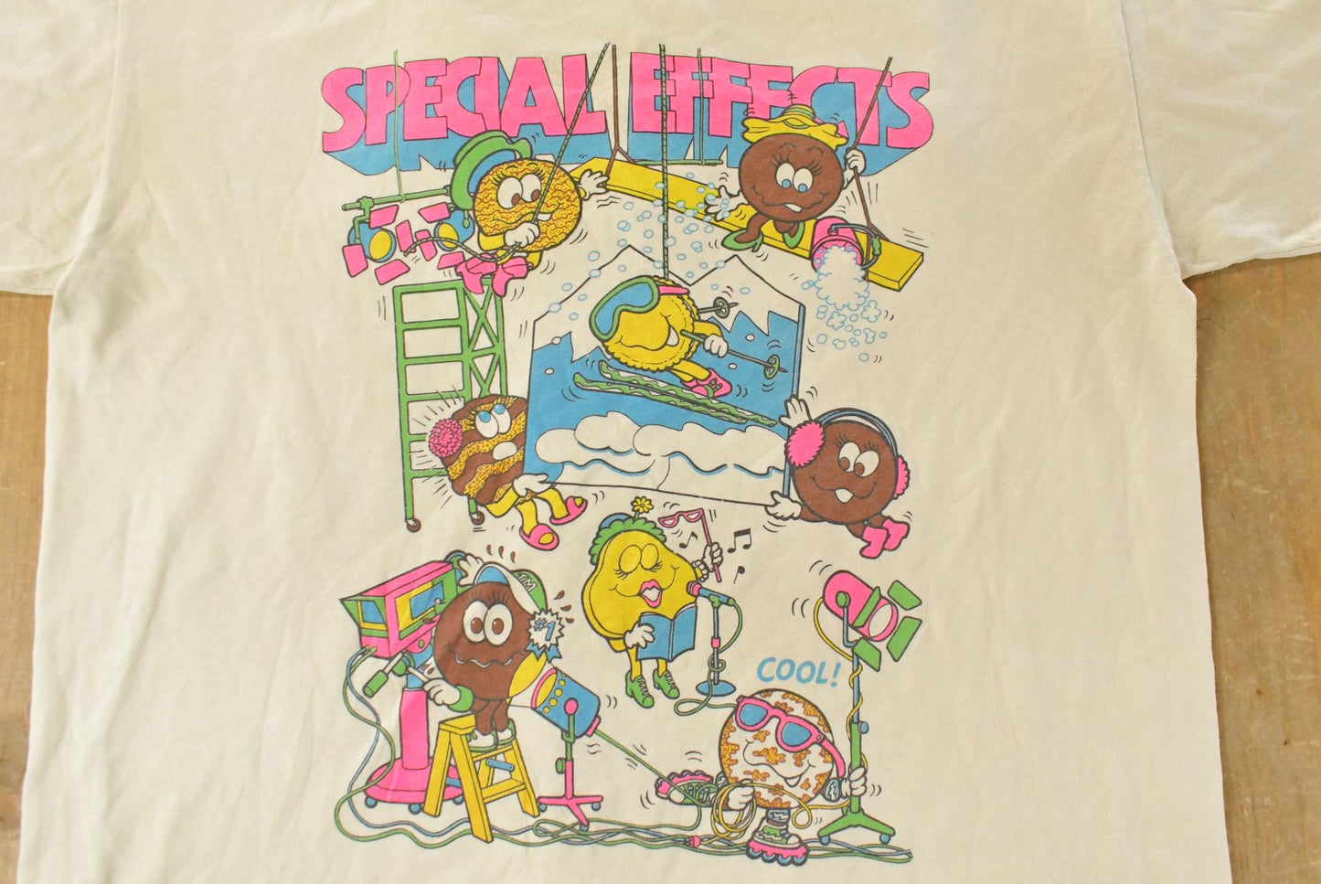 Vintage 1980s Little Brownie Girl Scout Cookie Design Special Effects T-Shirt Men's L / 80s Tee / Streetwear / Single Stitch from propervintagecanada