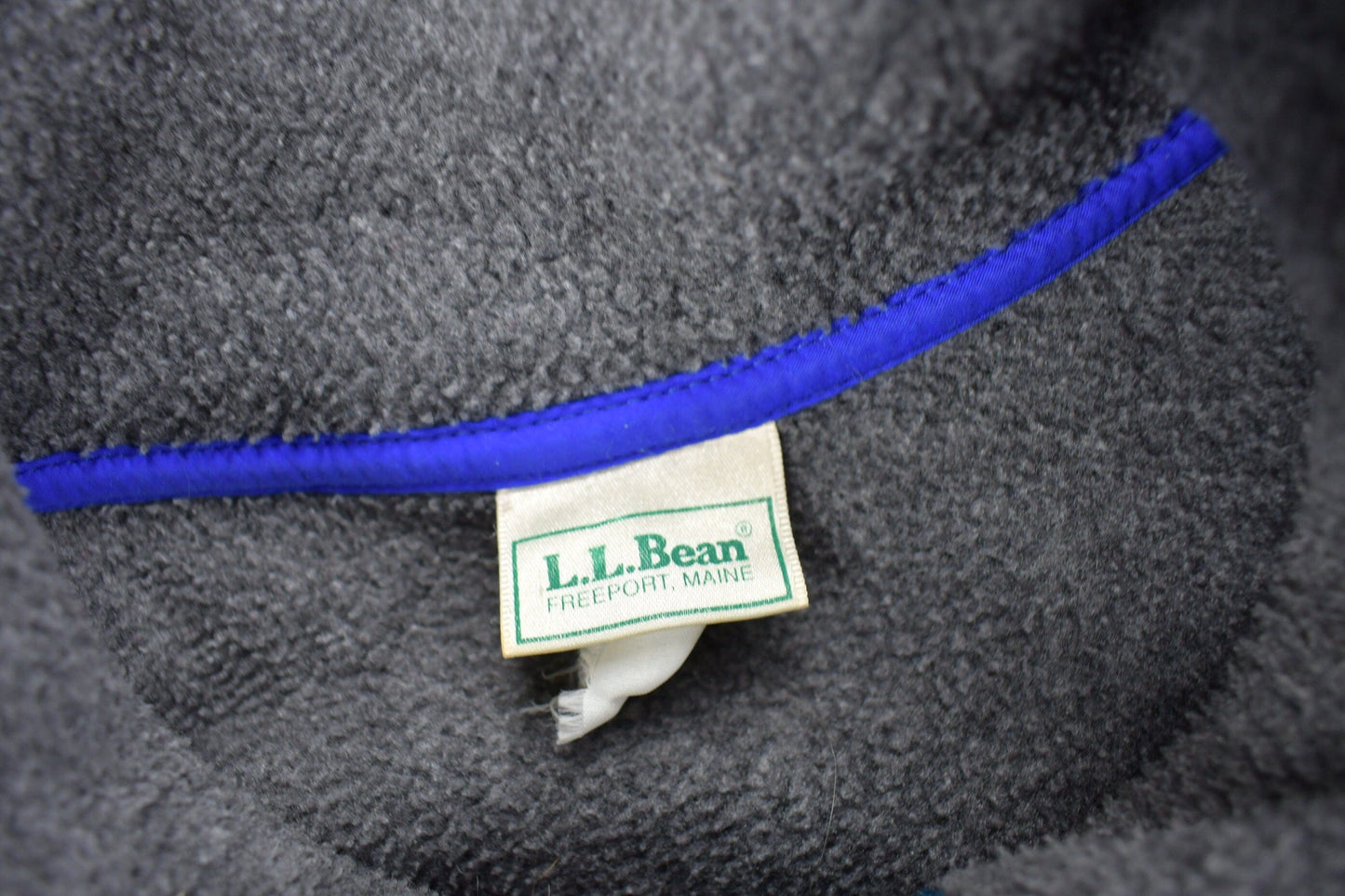 Vintage 1980s LL Bean Full Zip Grey Fleece Sweatshirt Men's 2XL from propervintagecanada