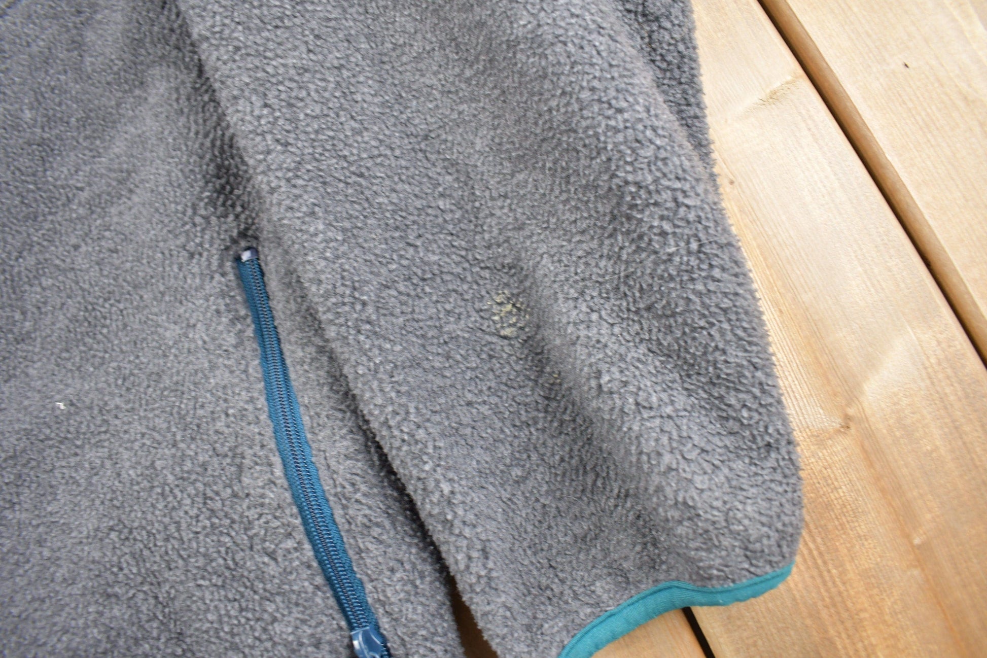 Vintage 1980s LL Bean Full Zip Grey Fleece Sweatshirt Men's 2XL from propervintagecanada
