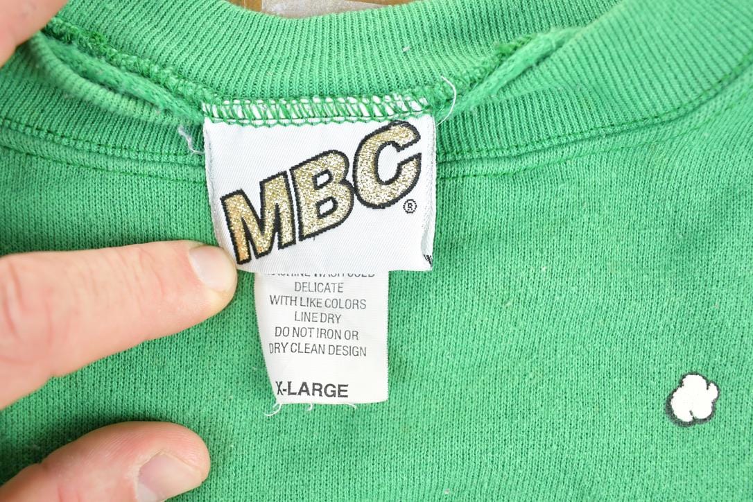 Vintage 1980s MBC Cute Christmas Bunnies Crewneck Baking Sweater Men's XL from propervintagecanada